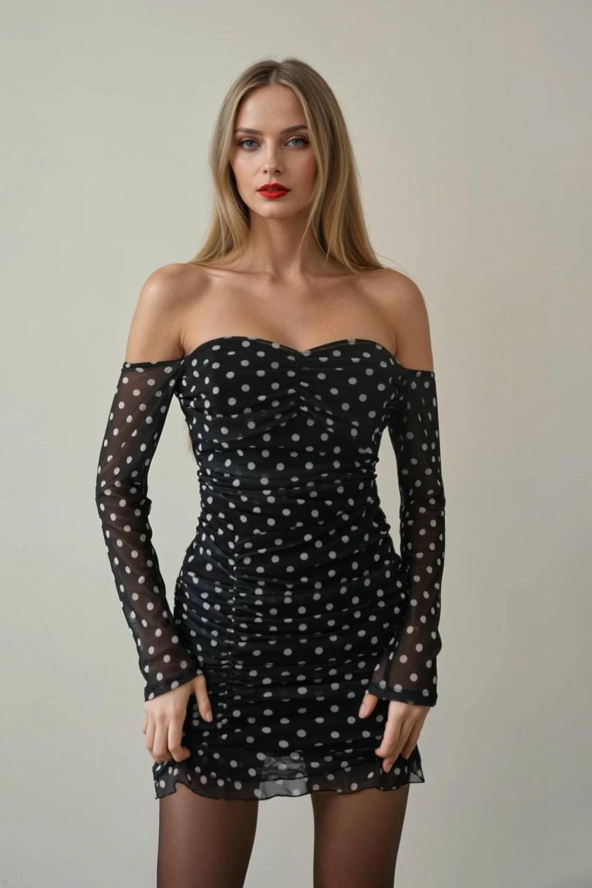 Wholesale Women Black Mini Dress 731826