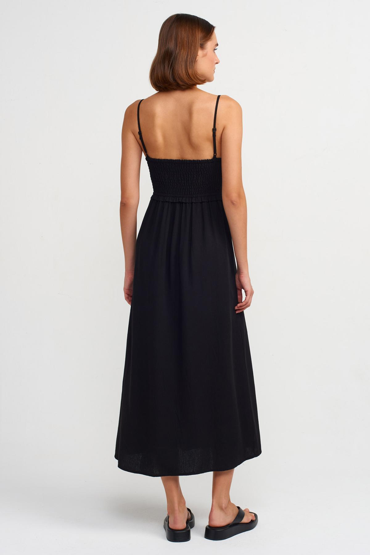 Wholesale Women Black Pleated Midi Dress 725500