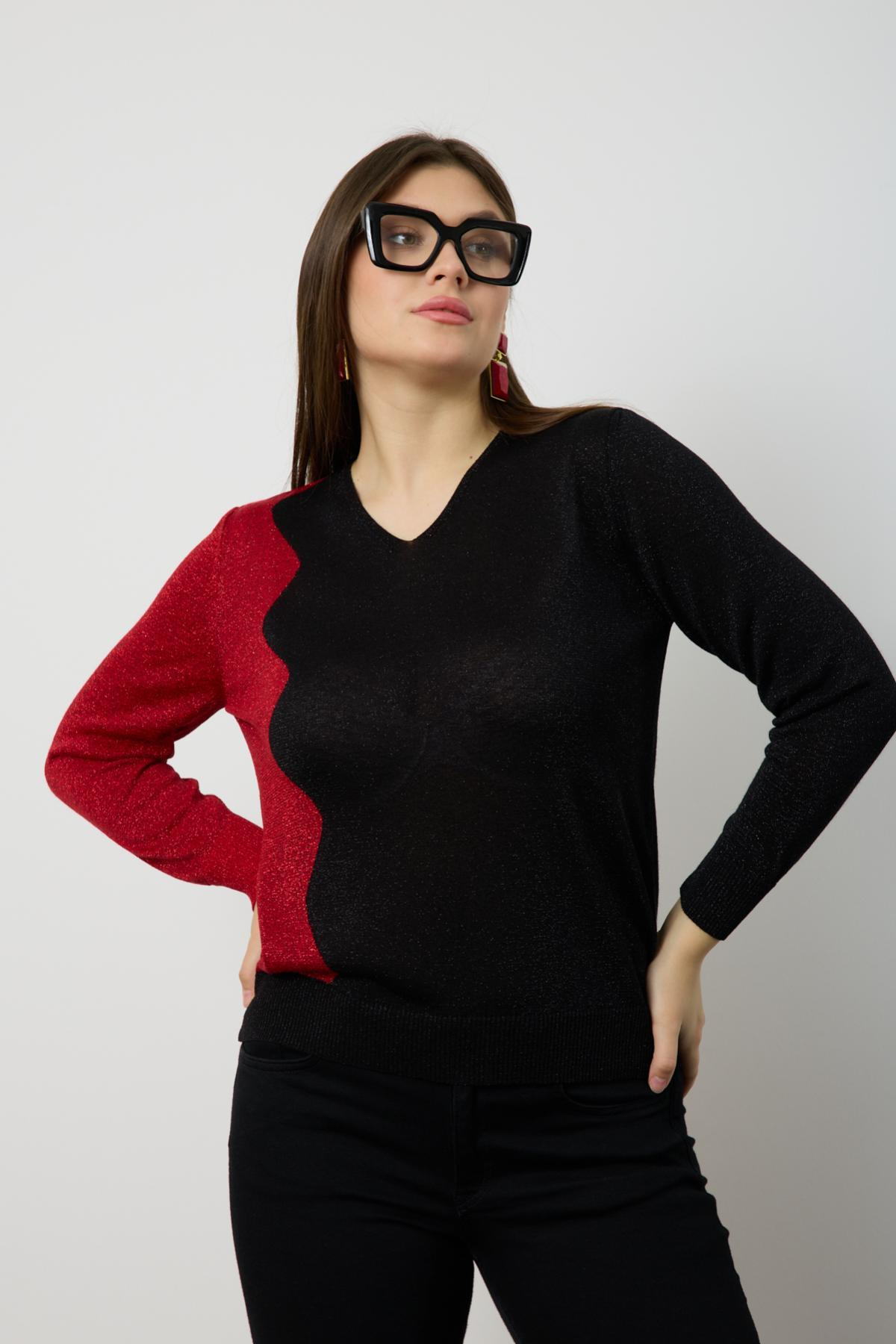 Wholesale Women Black-Red Two Tone Glittery V-Neck Knit Blouse 724830