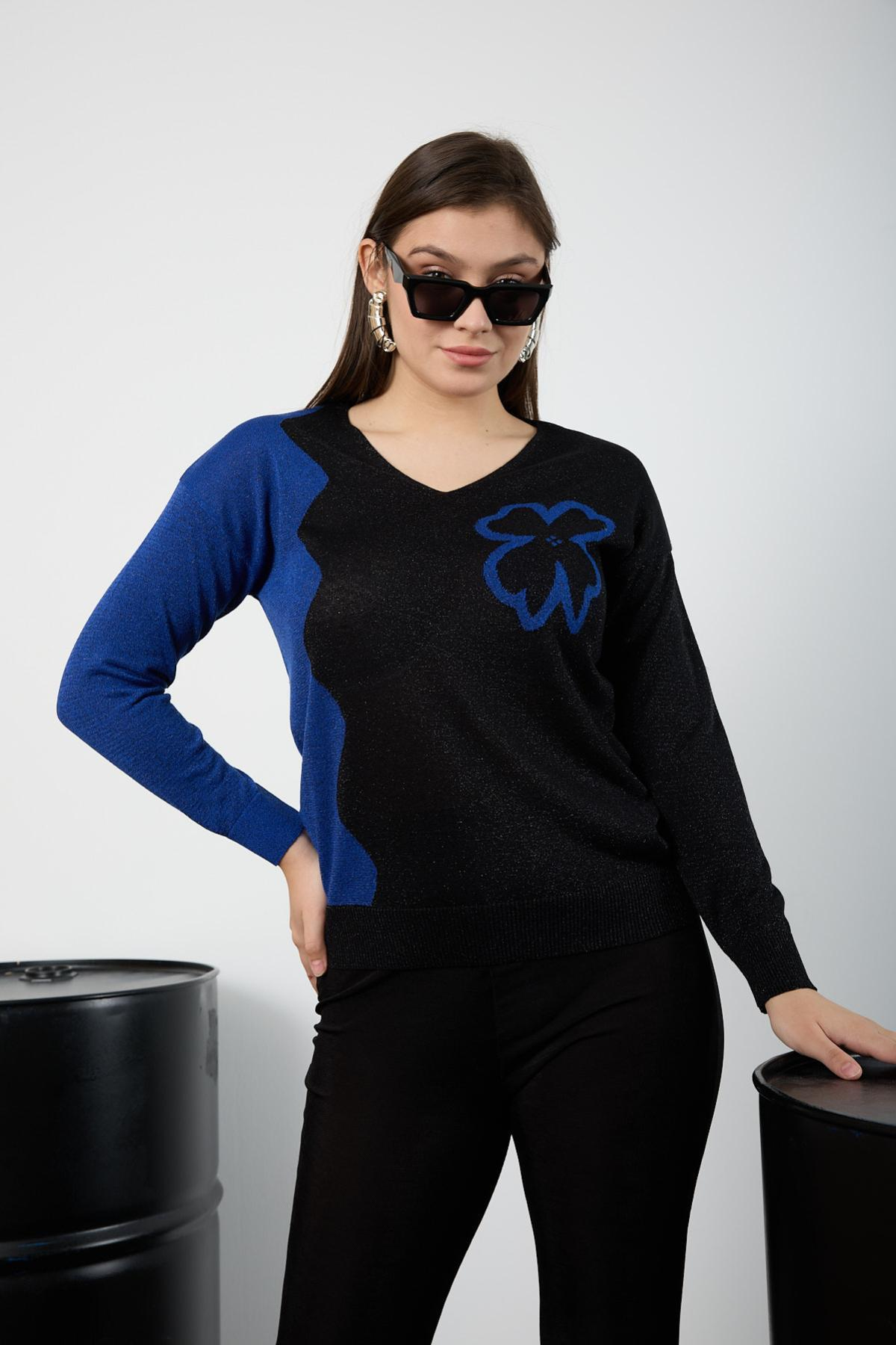 Wholesale Women Black-Sax Two Tone Glittery V-Neck Knit Blouse 725237