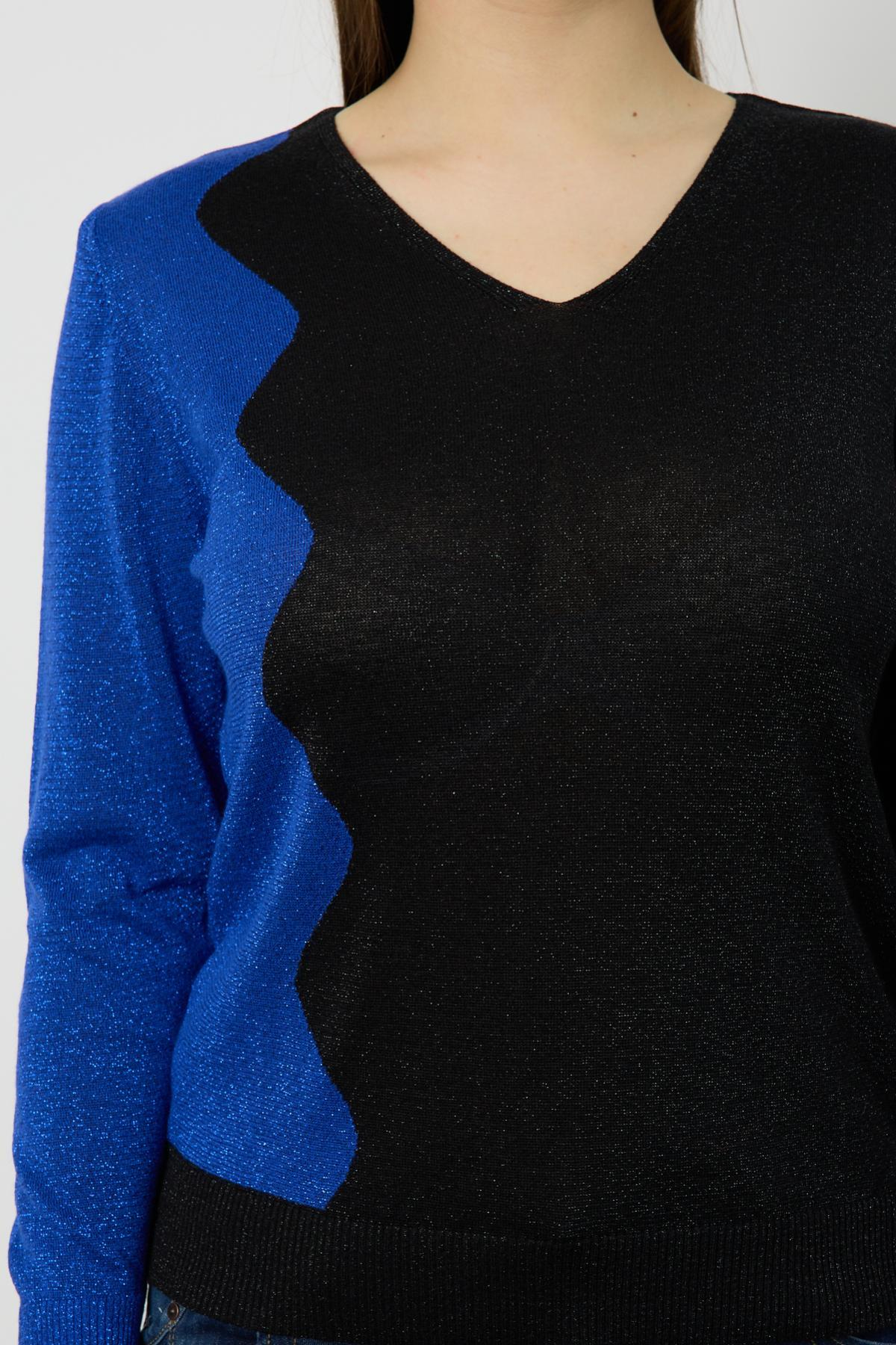 Wholesale Women Black-Sax Two Tone Glittery V-Neck Knit Blouse 724828