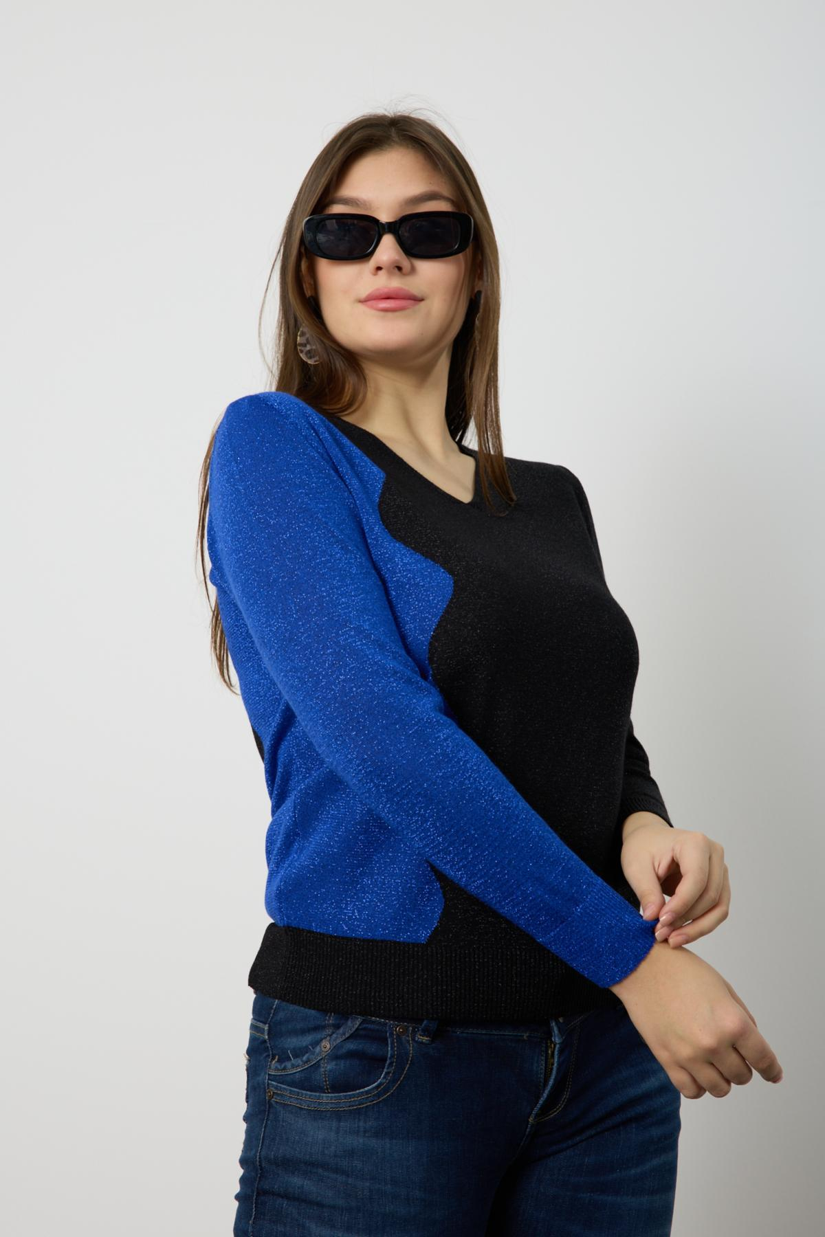 Wholesale Women Black-Sax Two Tone Glittery V-Neck Knit Blouse 724828