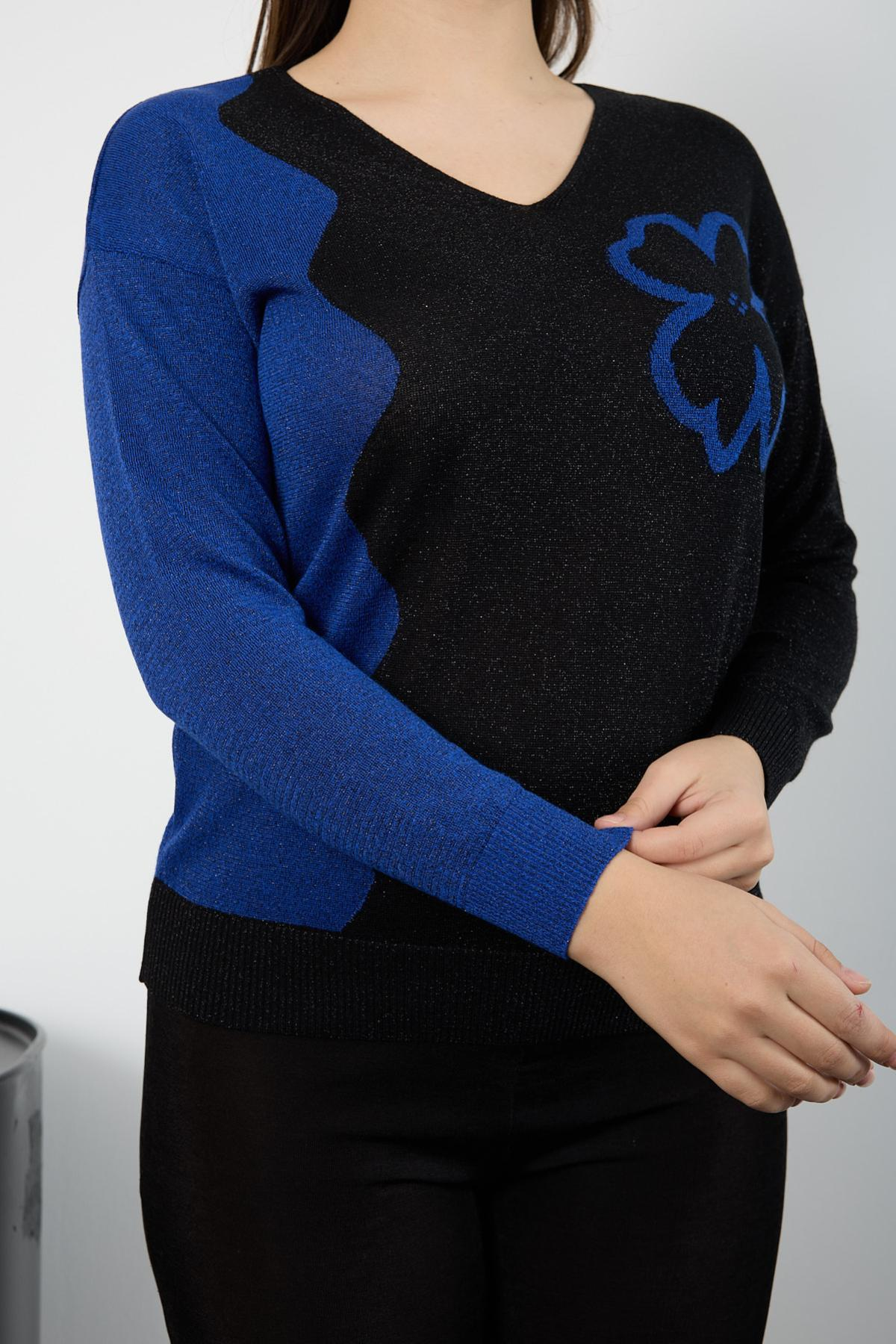 Wholesale Women Black-Sax Two Tone Glittery V-Neck Knit Blouse 725237