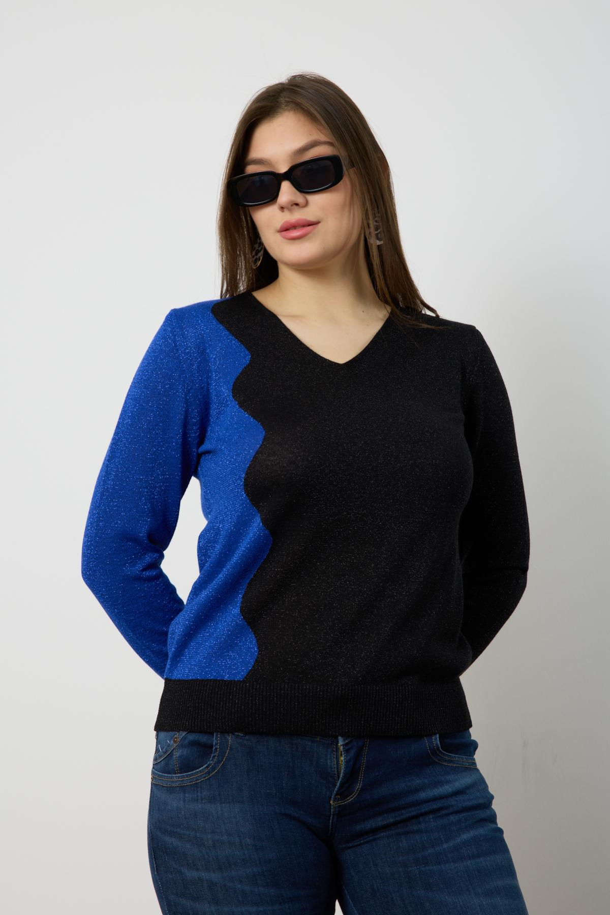 Wholesale Women Black-Sax Two Tone Glittery V-Neck Knit Blouse 724828