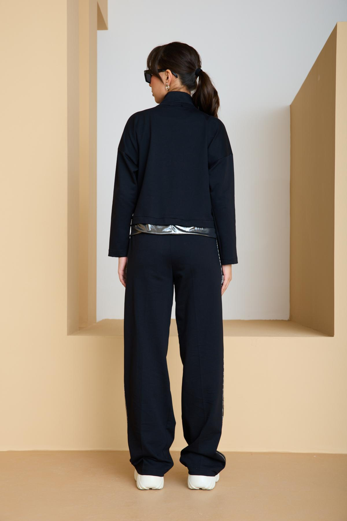 Wholesale Women Black-Silver Zip Up Cropped Jacket and Side Stripes Pants Set 729239