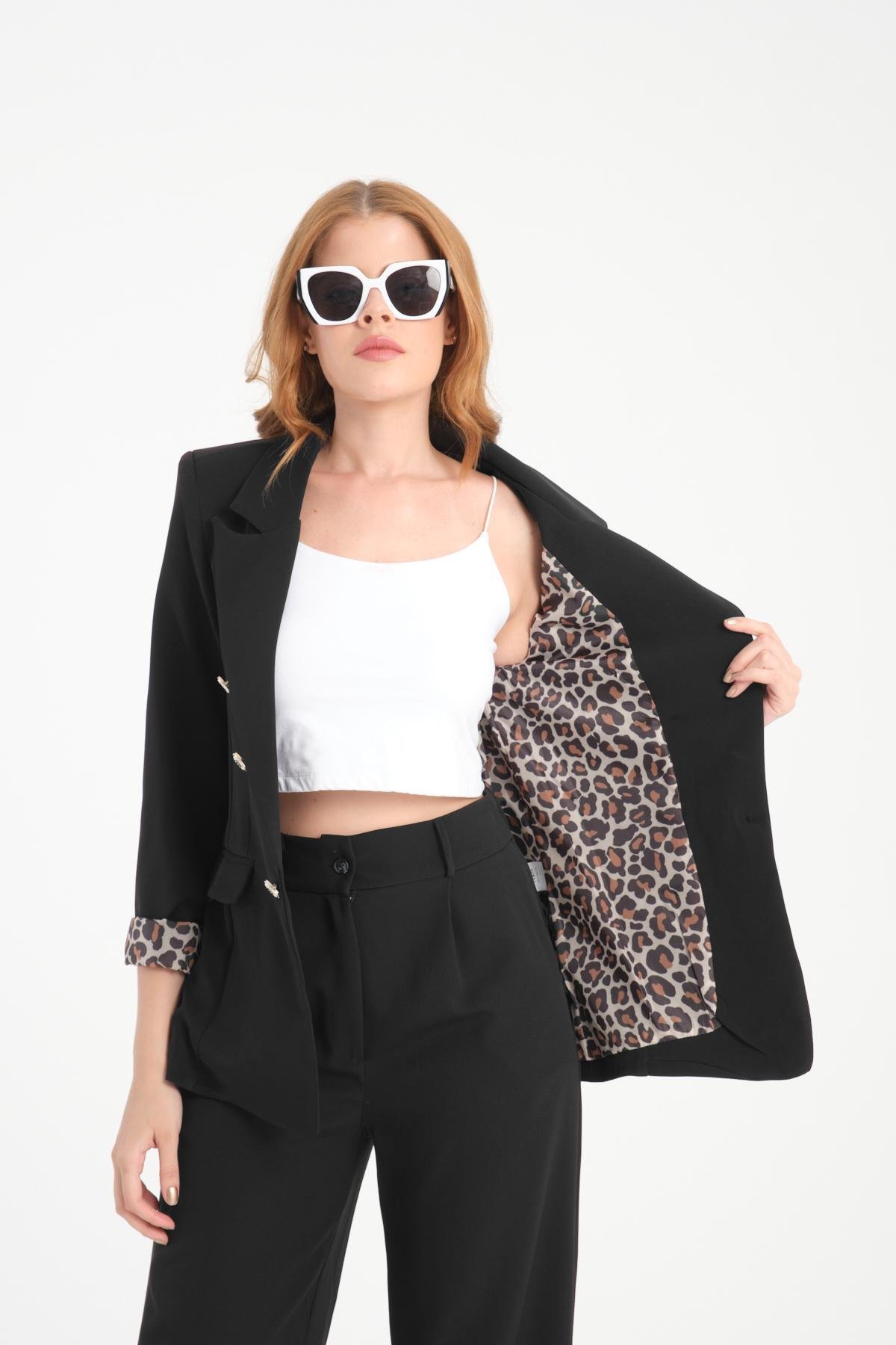 Wholesale Women Black Single Breasted Lined Blazer 706393