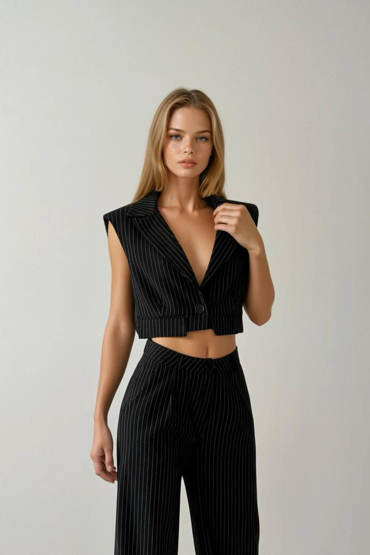 Wholesale Women Black Suit 730068