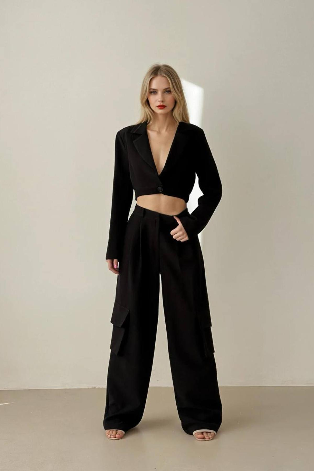 Wholesale Women Black Suit 730010