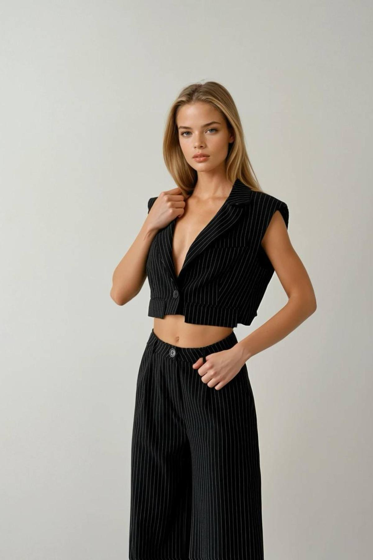 Wholesale Women Black Suit 730068