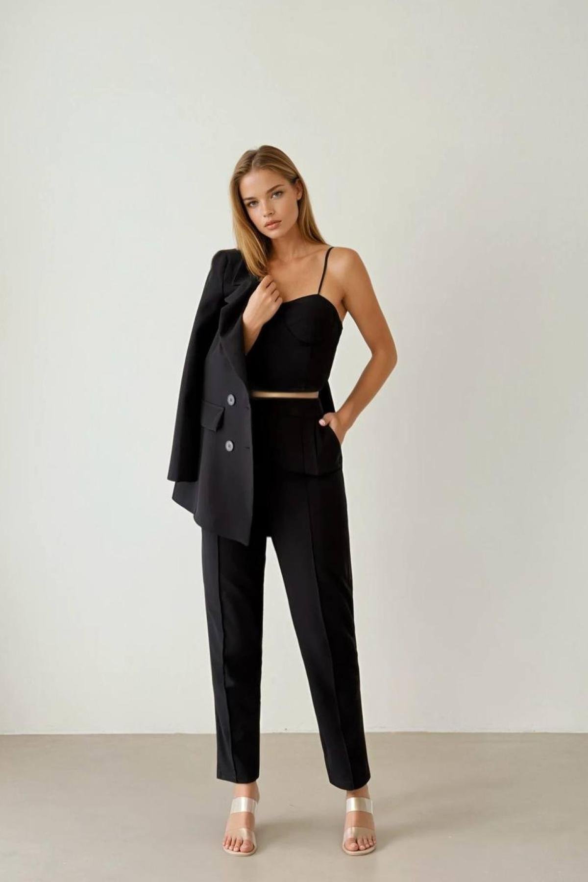 Wholesale Women Black Three Piece Suits 730066