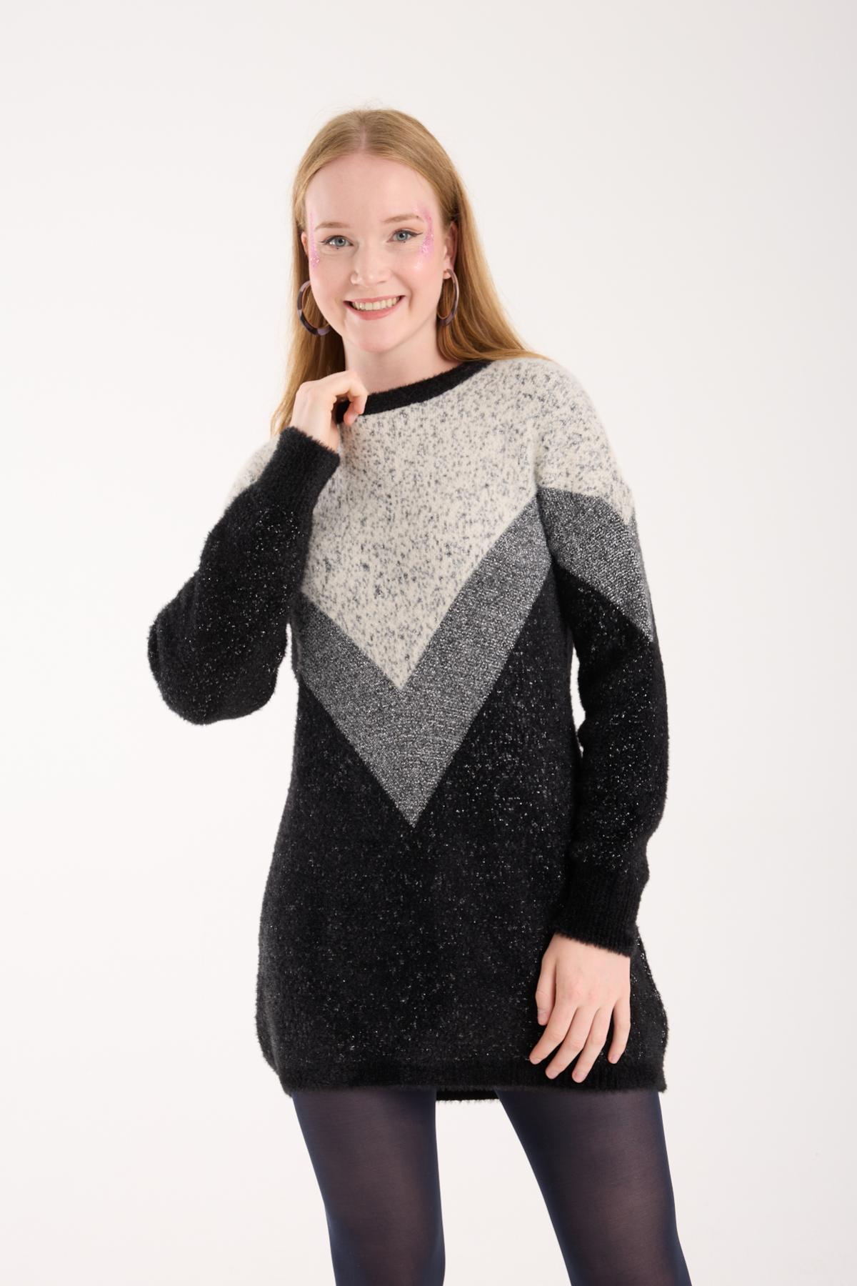 Wholesale Women Black Two-Tone Crew-Neck Lurex Knit Blouse 738866
