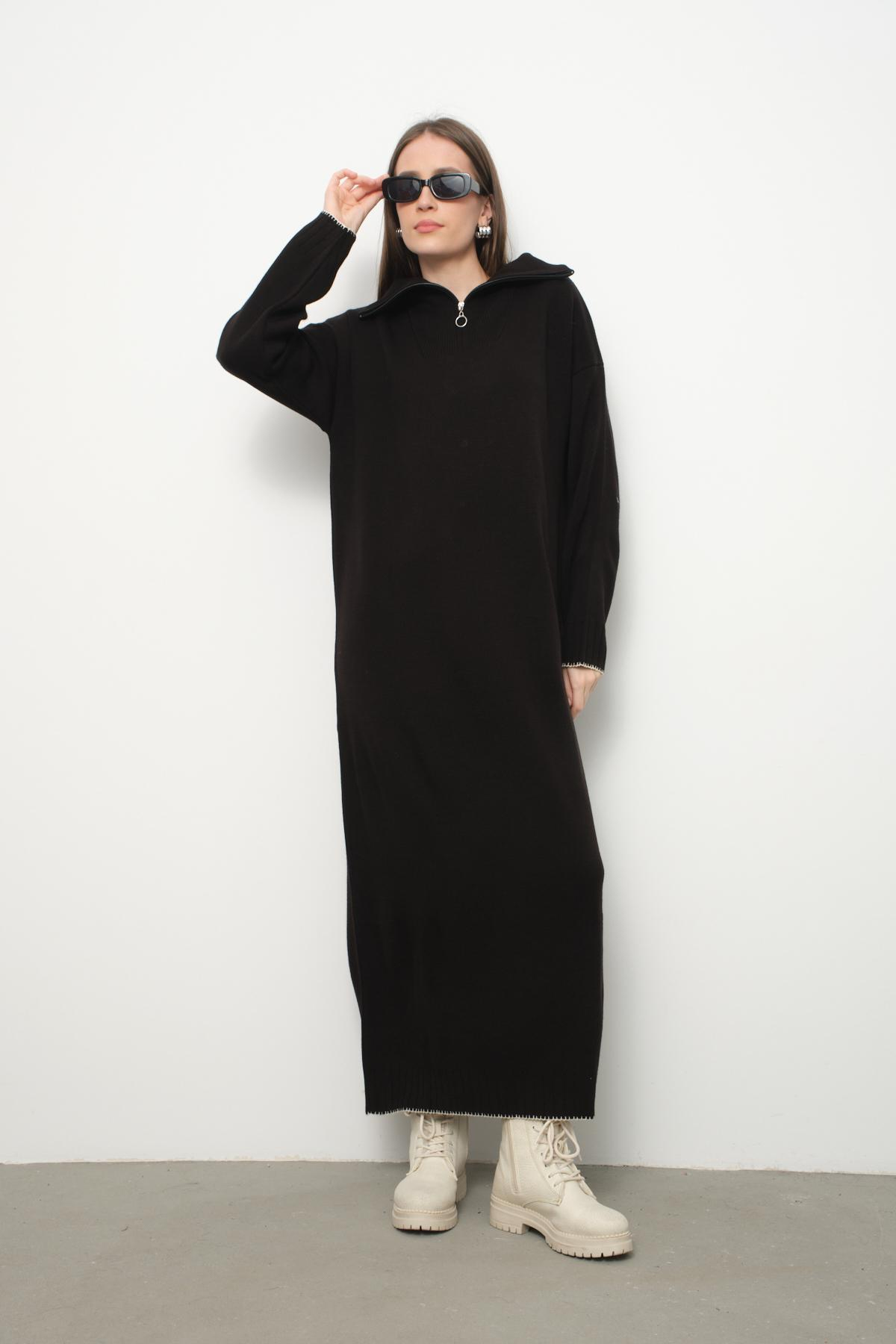 Wholesale Women Black Zip-Neck Knitted Maxi Dresses 710104