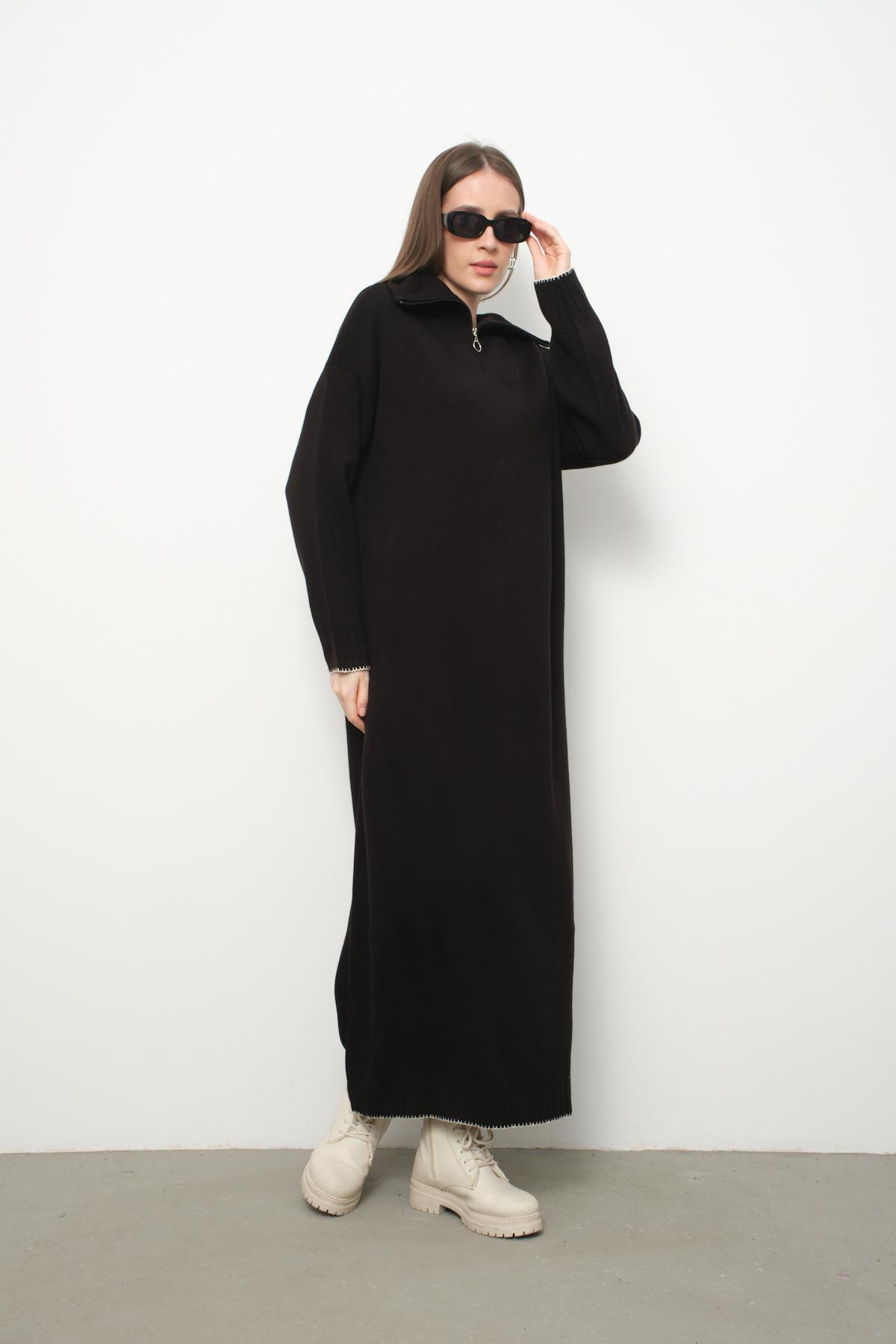Wholesale Women Black Zip-Neck Knitted Maxi Dresses 710104