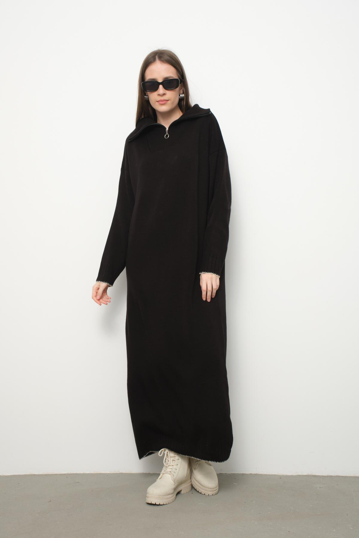 Wholesale Women Black Zip-Neck Knitted Maxi Dresses 710104