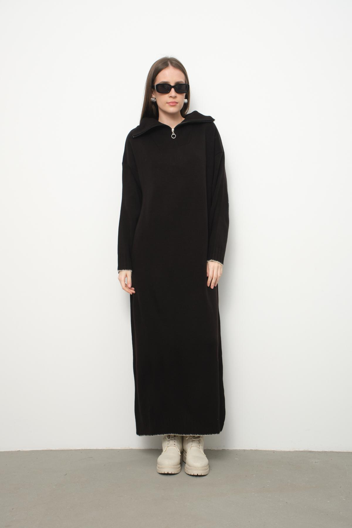Wholesale Women Black Zip-Neck Knitted Maxi Dresses 710104