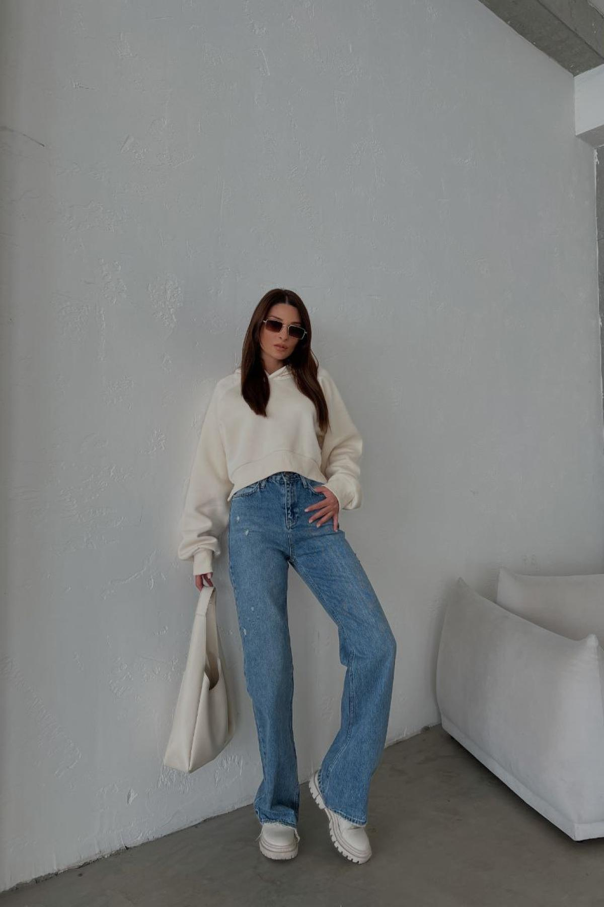 Wholesale Women Blue Bootcut Jeans 718024