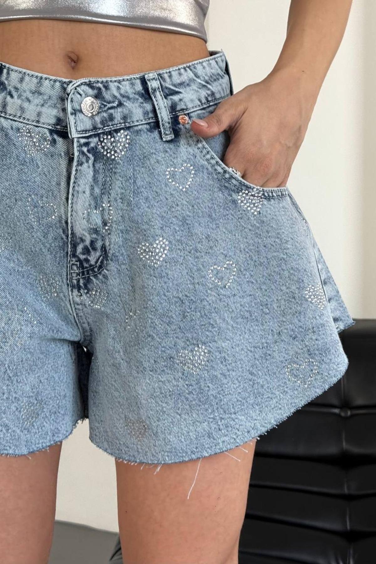 Wholesale Women Blue Denim Heart Crop Shorts 732070