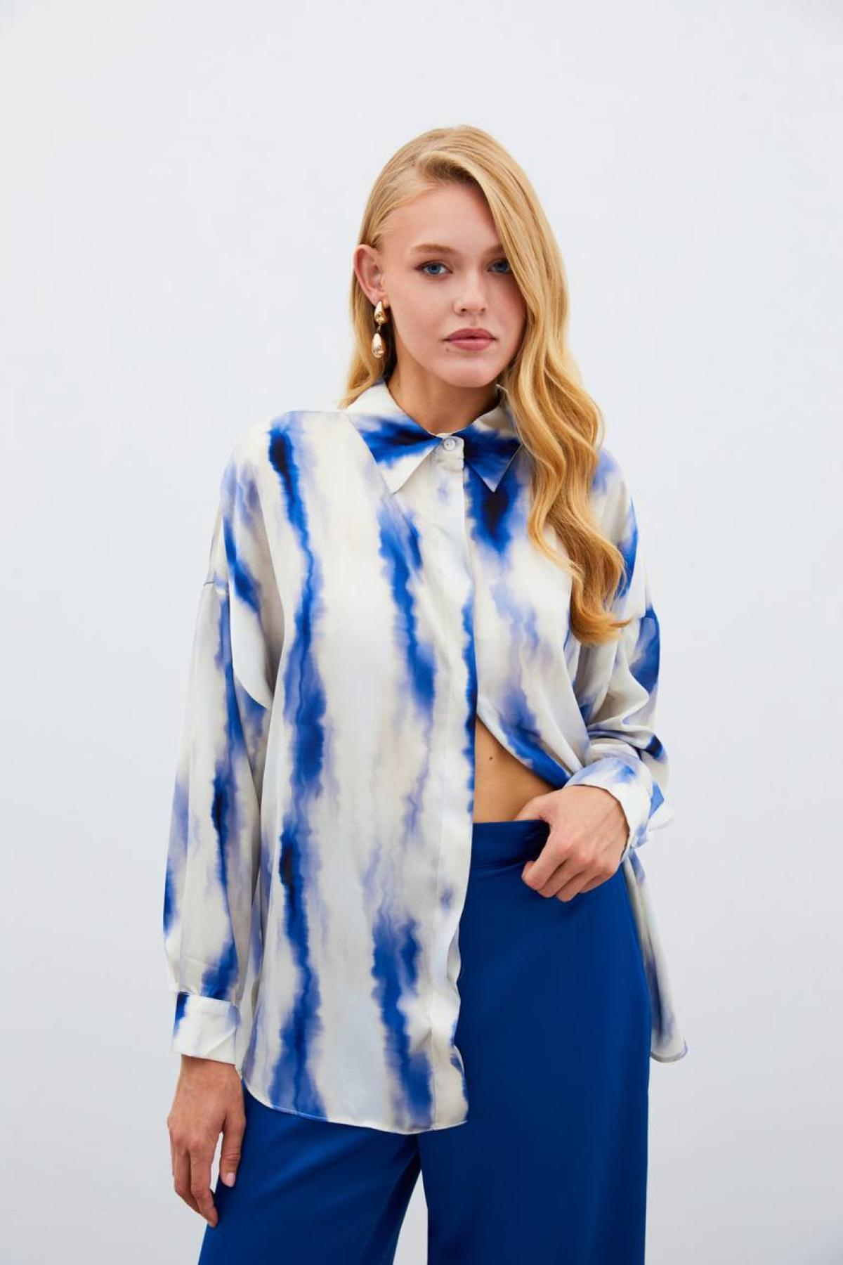 Wholesale Women Blue Shirt 706938