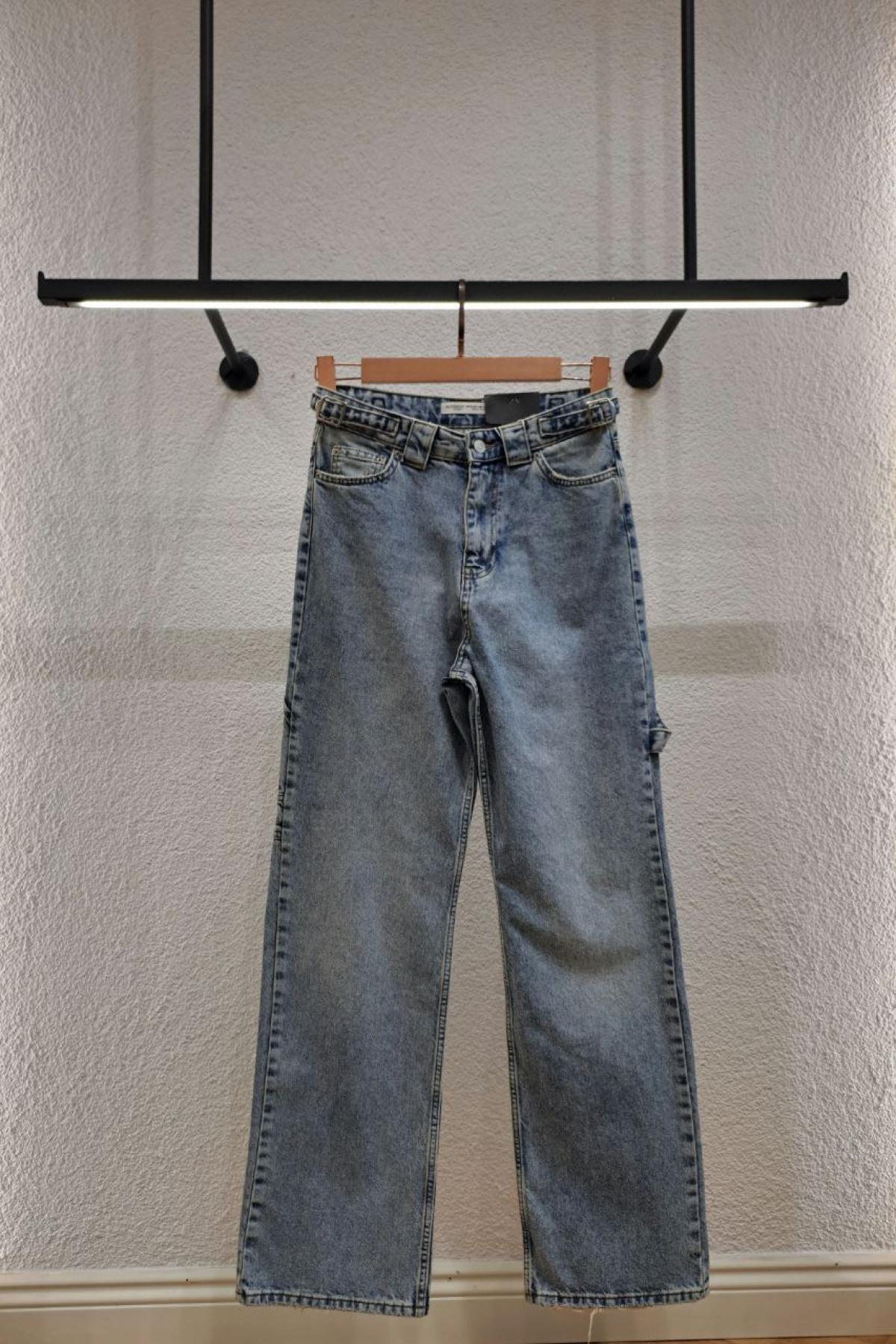 Wholesale Women Blue Wide Leg Jeans 718040