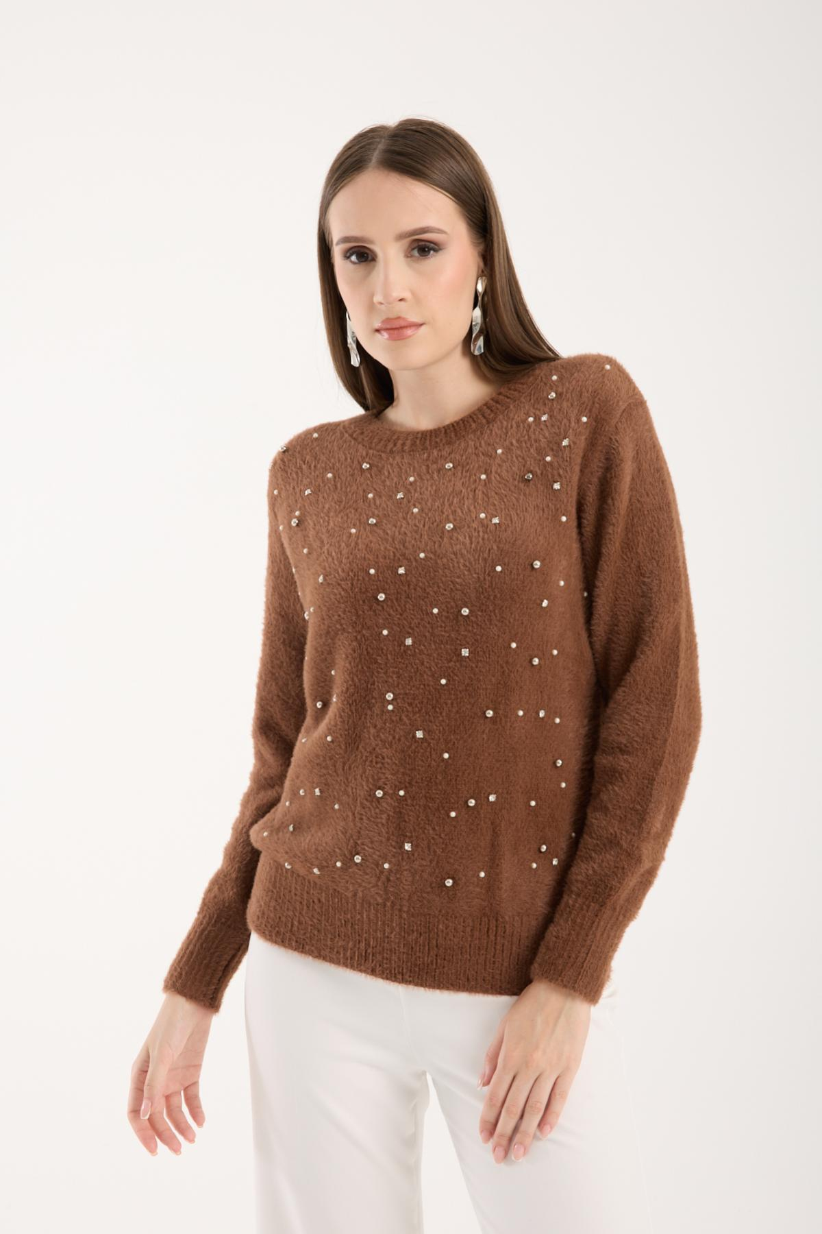 Wholesale Women Brown Crew-Neck Knit Blouse with Rhinestone and Pearl Embellishments 738888