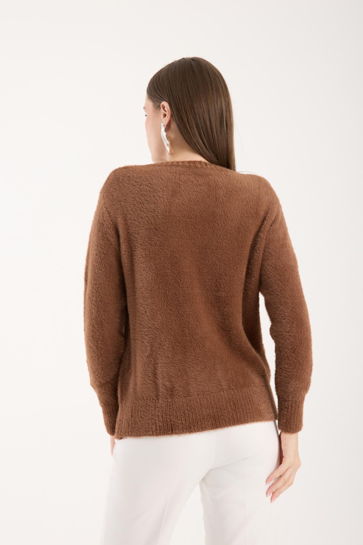 Wholesale Women Brown Crew-Neck Knit Blouse with Rhinestone and Pearl Embellishments 738888