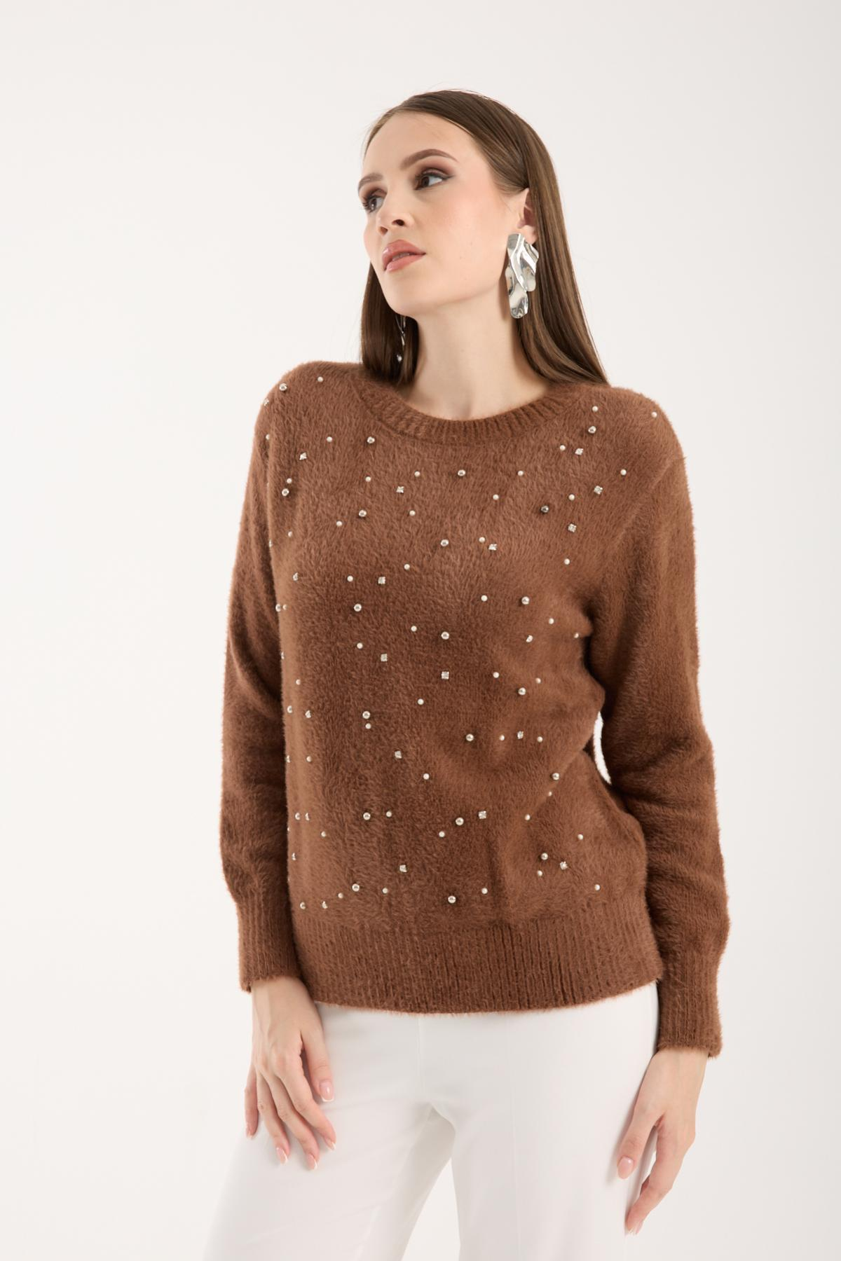 Wholesale Women Brown Crew-Neck Knit Blouse with Rhinestone and Pearl Embellishments 738888