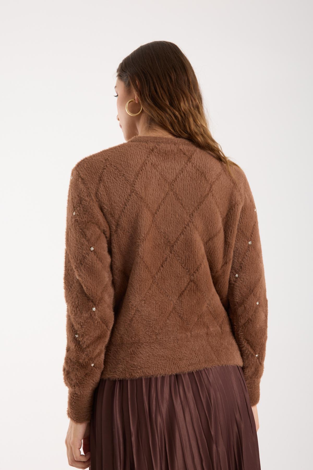 Wholesale Women Brown Crew-Neck Knit Blouse with Rhinestone Embellishments 738893
