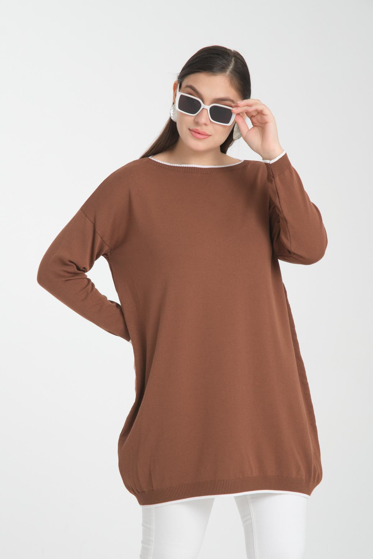 Wholesale Women Brown Garnished Boat Neck Knit Blouse 722659