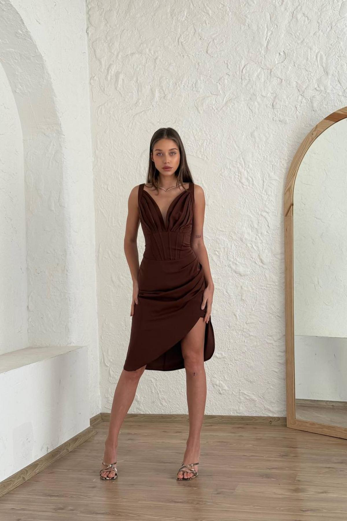 Wholesale Women Brown Midi Dress 720838