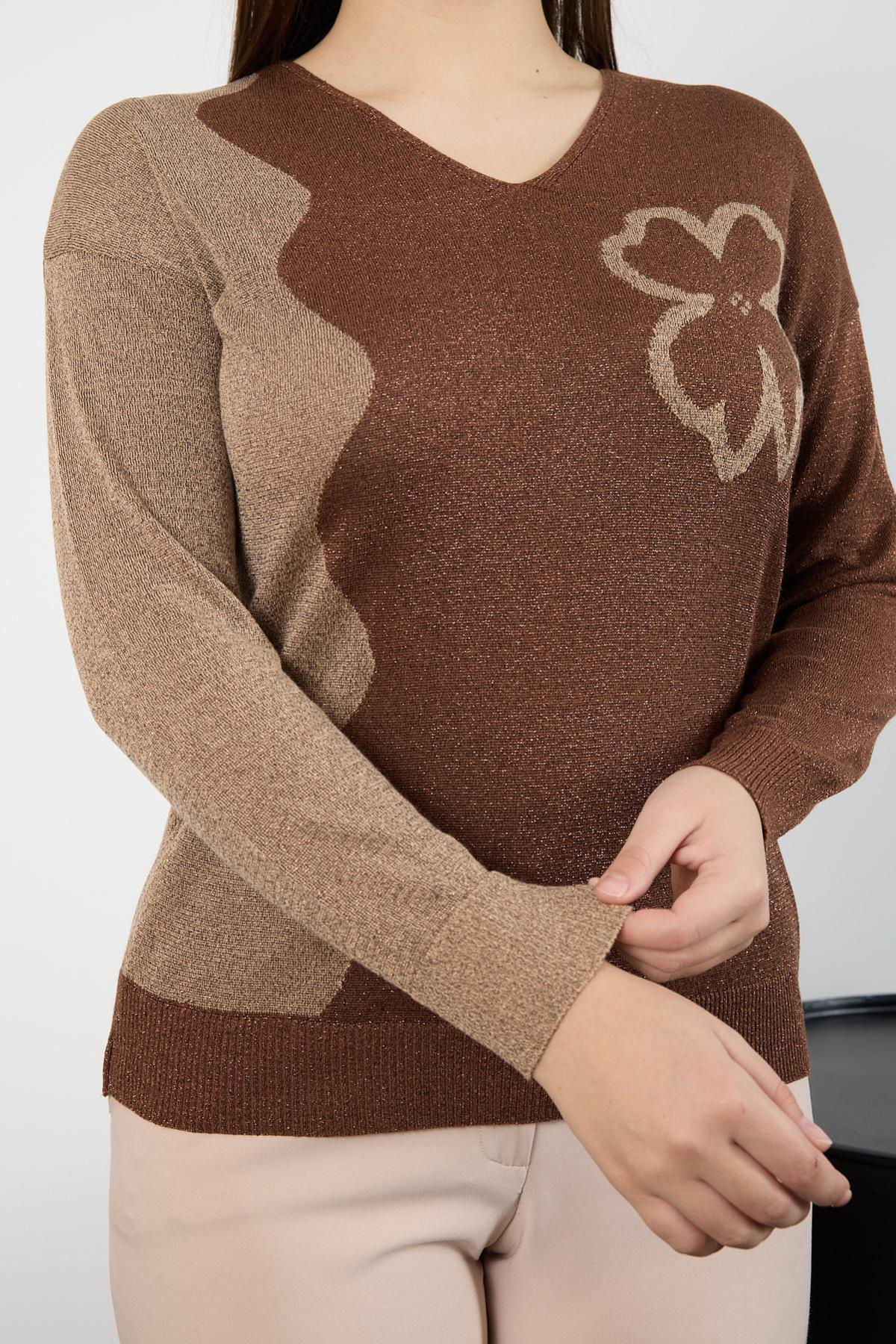 Wholesale Women Brown Two Tone Glittery V-Neck Knit Blouse 725243