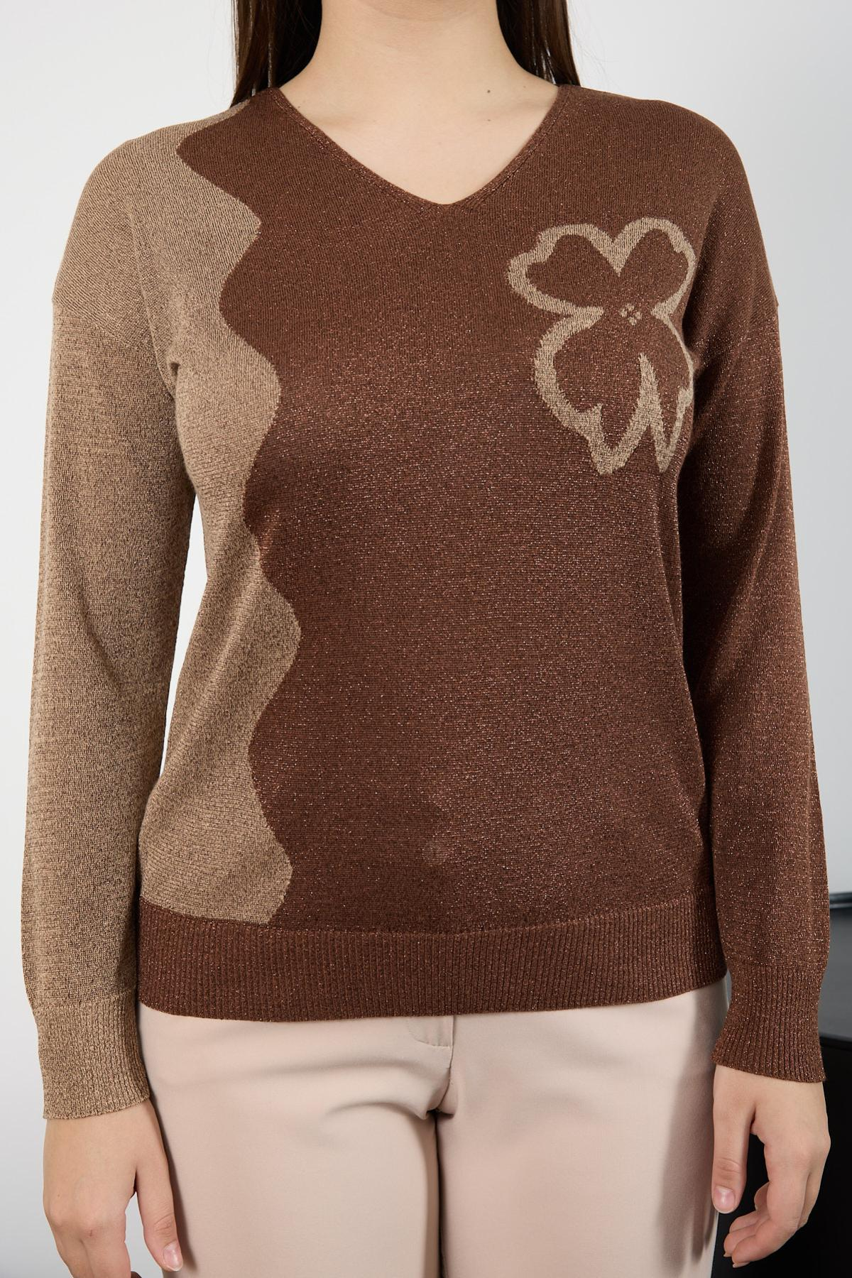 Wholesale Women Brown Two Tone Glittery V-Neck Knit Blouse 725243