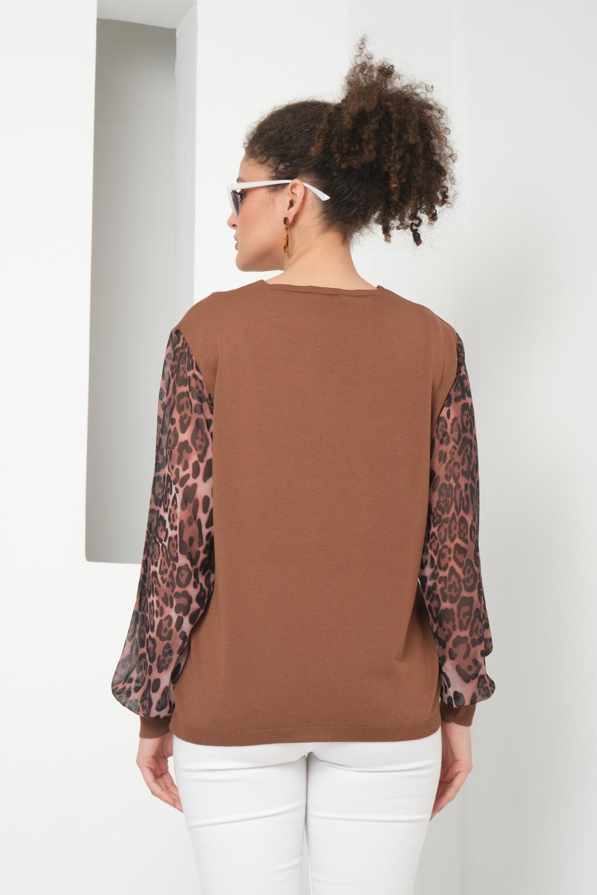 Wholesale Women Brown V Neck Knit Blouse with Chiffon Sleeves 724781