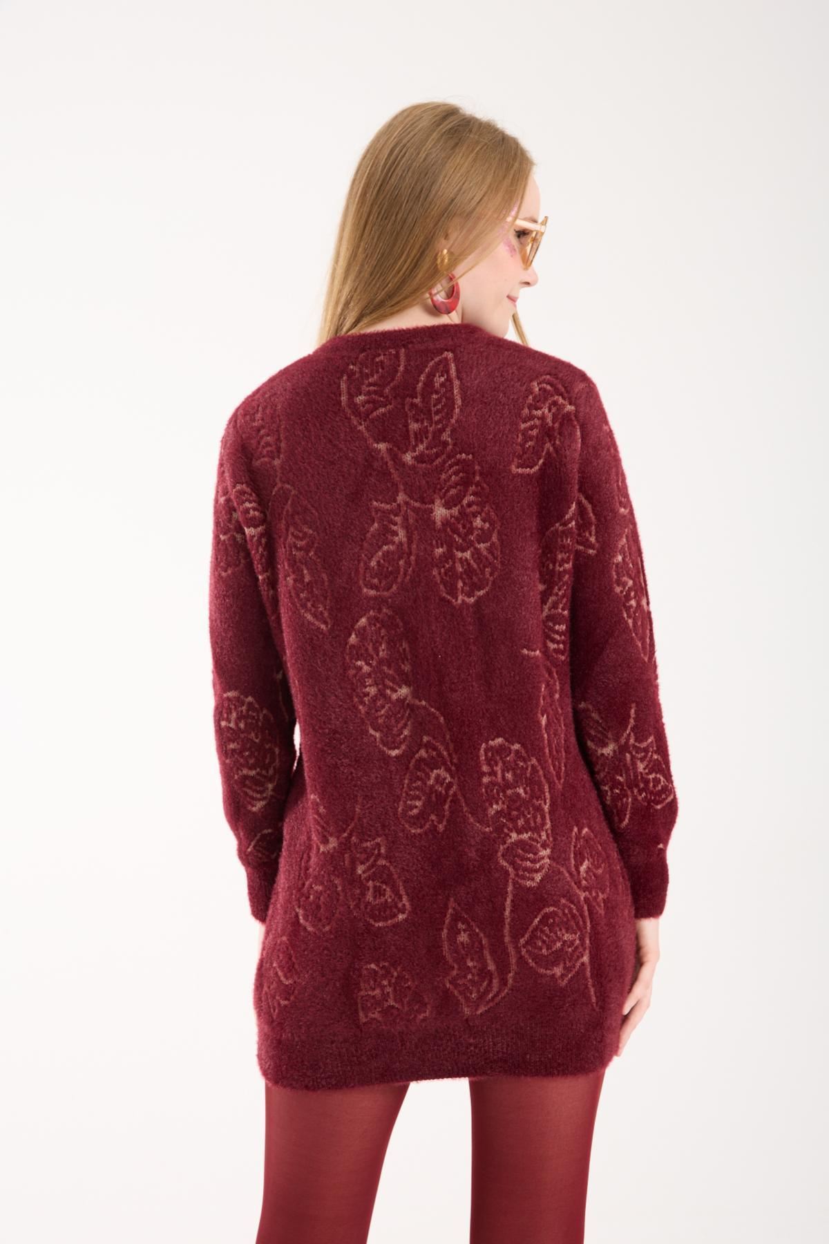 Wholesale Women Burgundy Crew-Neck Knit Blouse with Leaf Pattern 738877