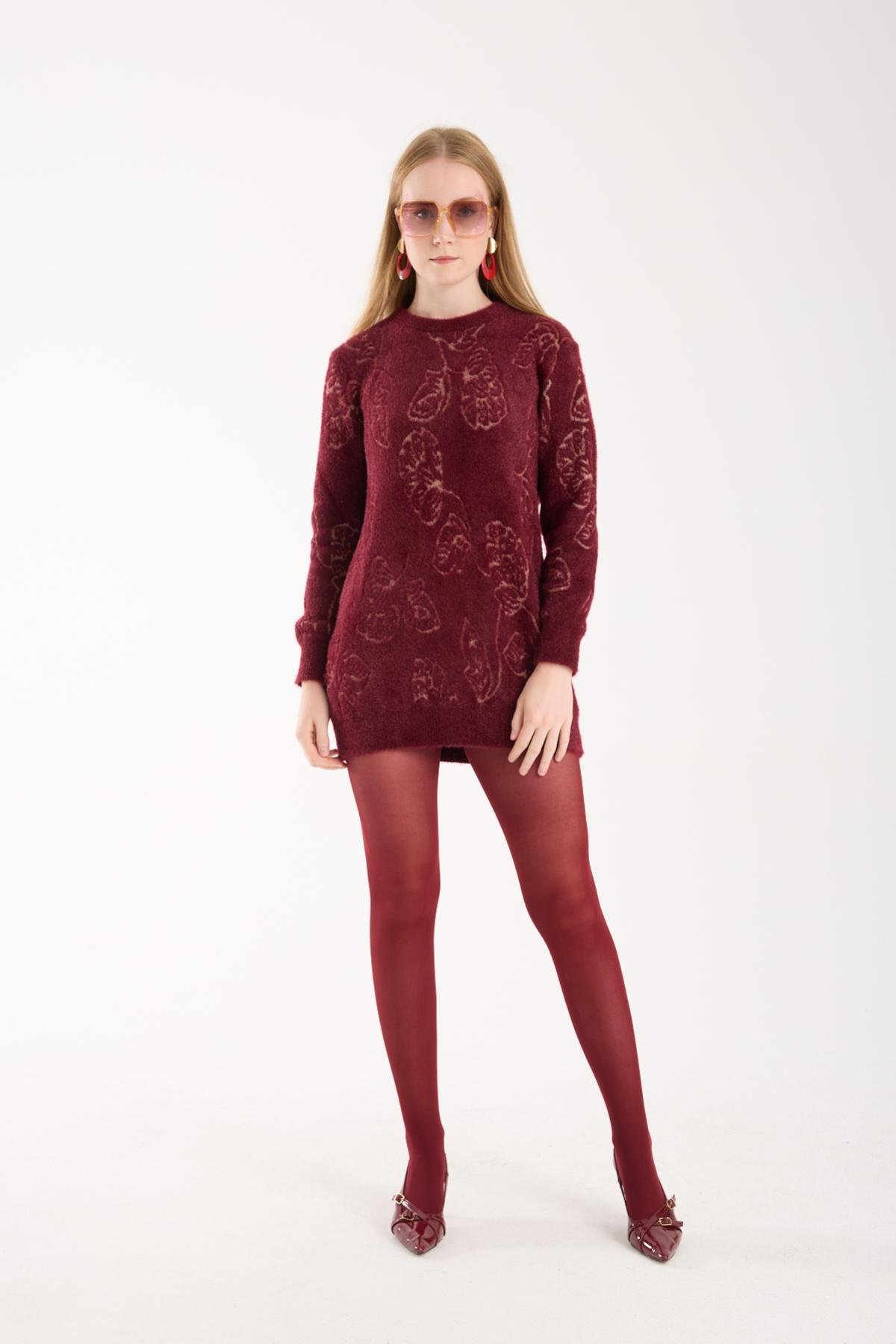 Wholesale Women Burgundy Crew-Neck Knit Blouse with Leaf Pattern 738877