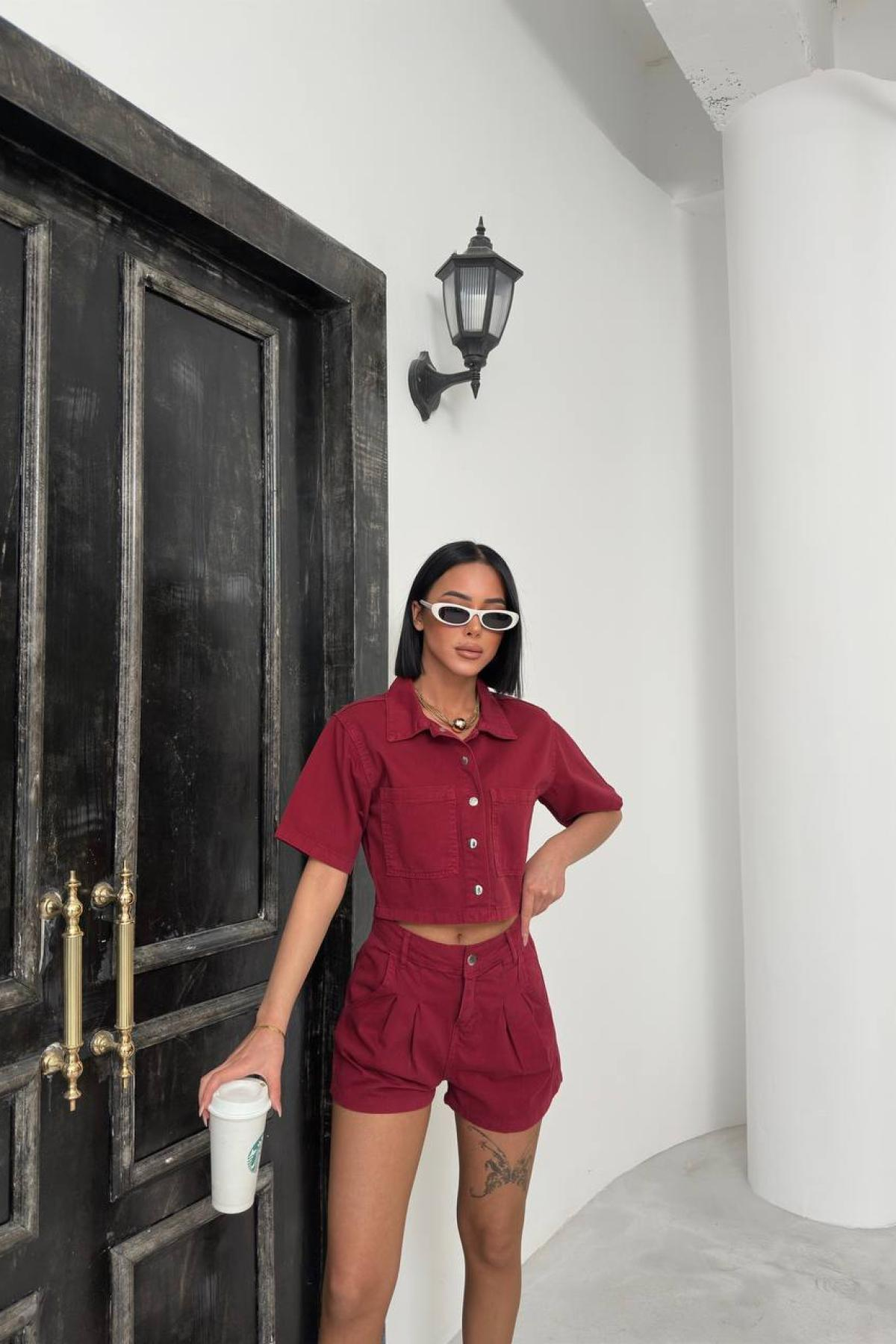 Wholesale Women Burgundy Crop Suit with Shorts 732086