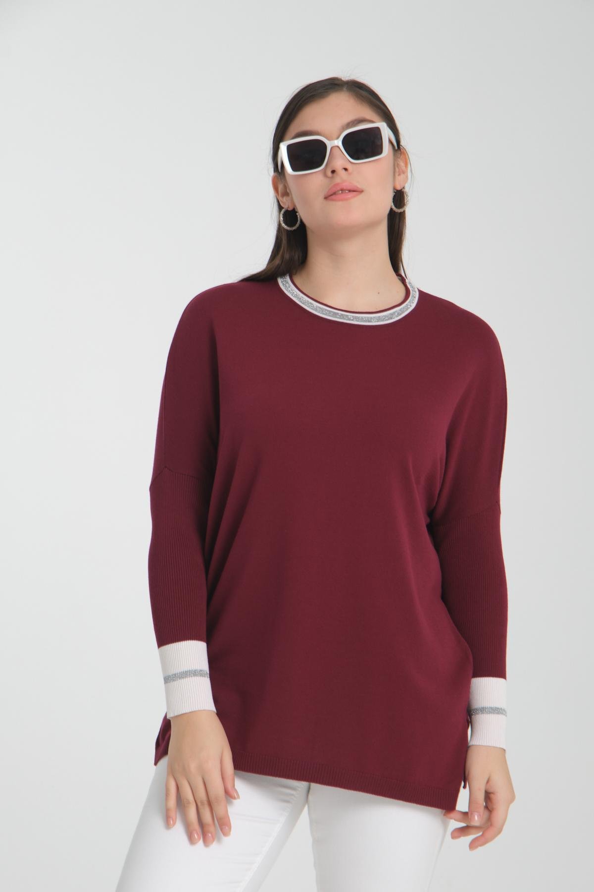 Wholesale Women Burgundy Glitter Garnished Crew Neck Knit Blouse with Side Slits 722652