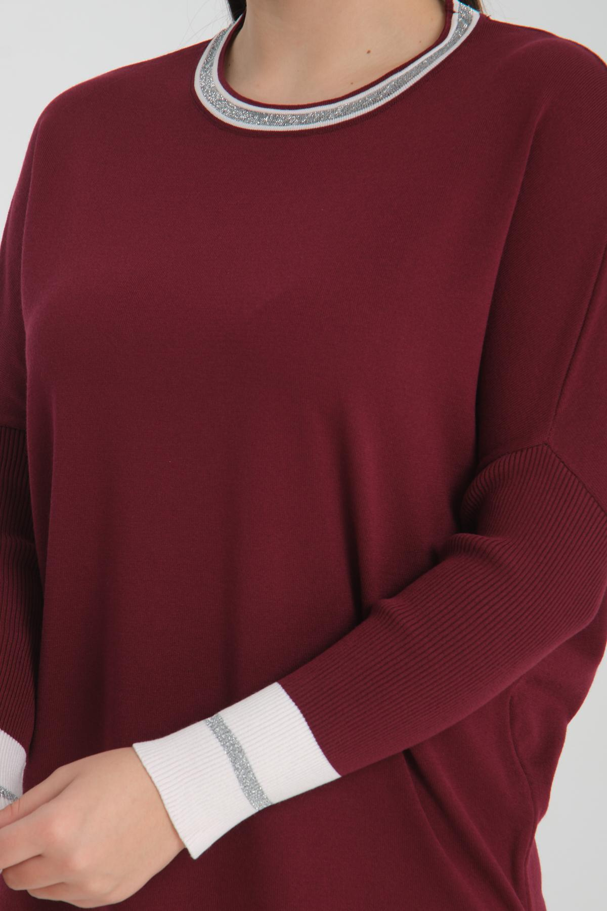 Wholesale Women Burgundy Glitter Garnished Crew Neck Knit Blouse with Side Slits 722652