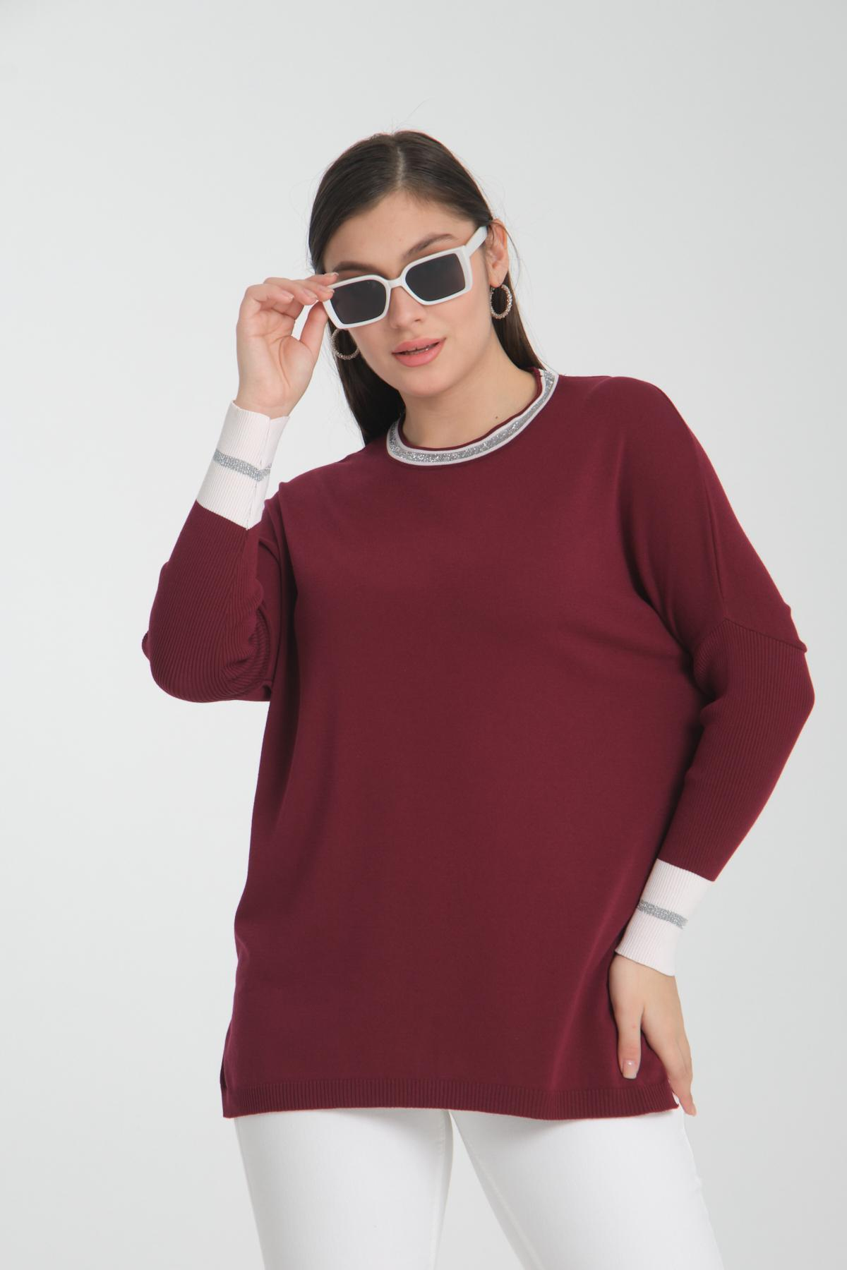 Wholesale Women Burgundy Glitter Garnished Crew Neck Knit Blouse with Side Slits 722652