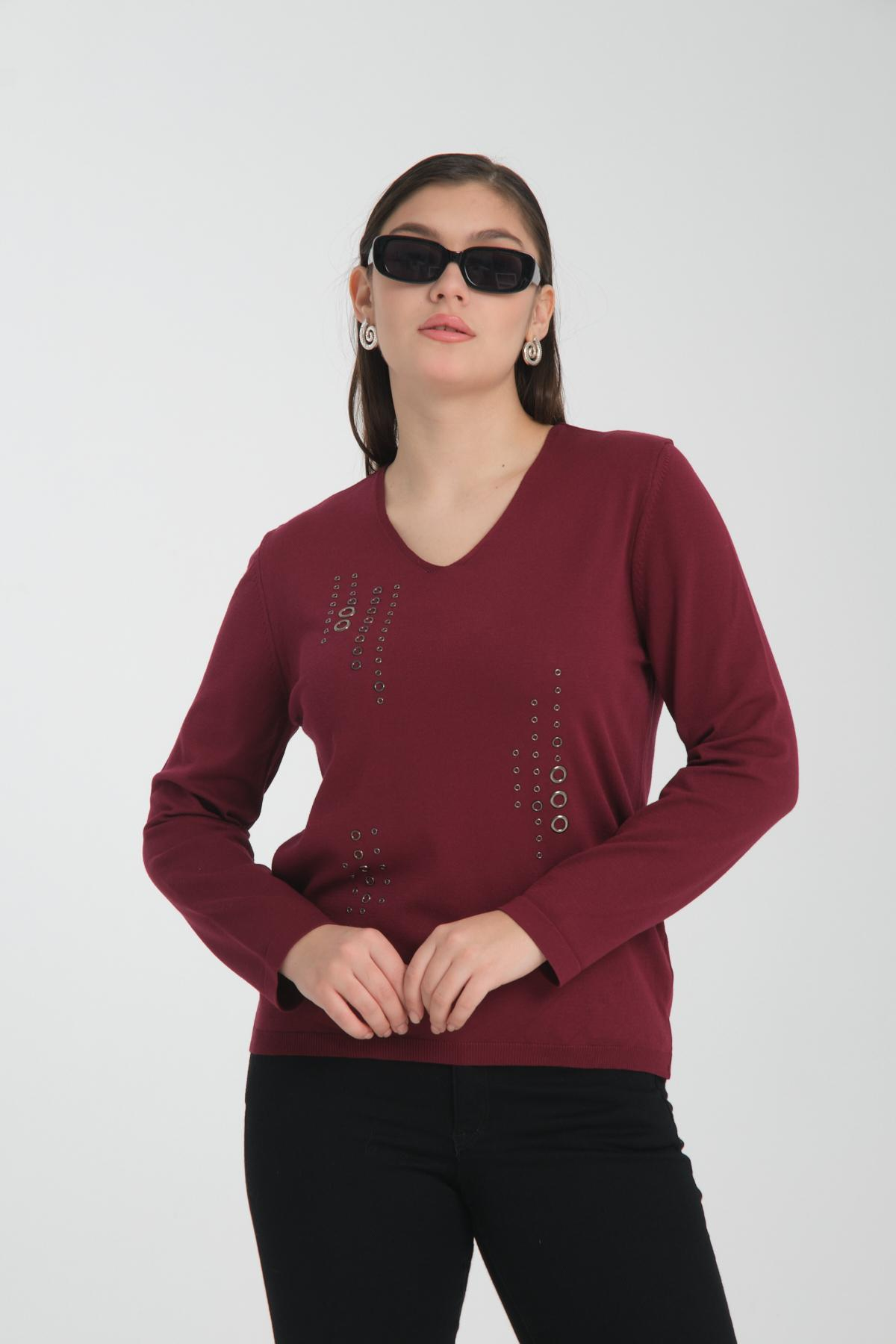 Wholesale Women Burgundy Studded V Neck Knit Blouse 722643