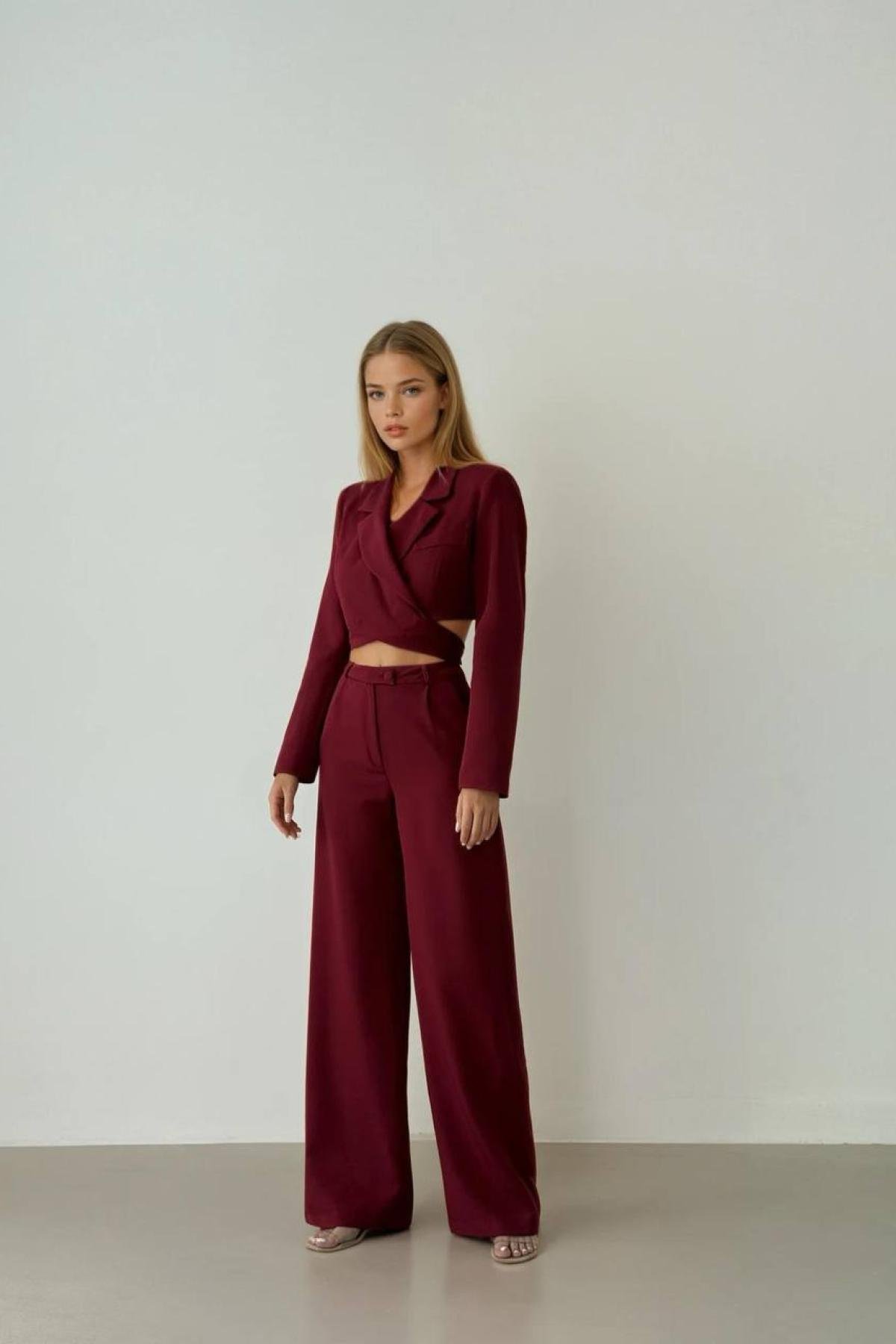 Wholesale Women Burgundy Suit 730078