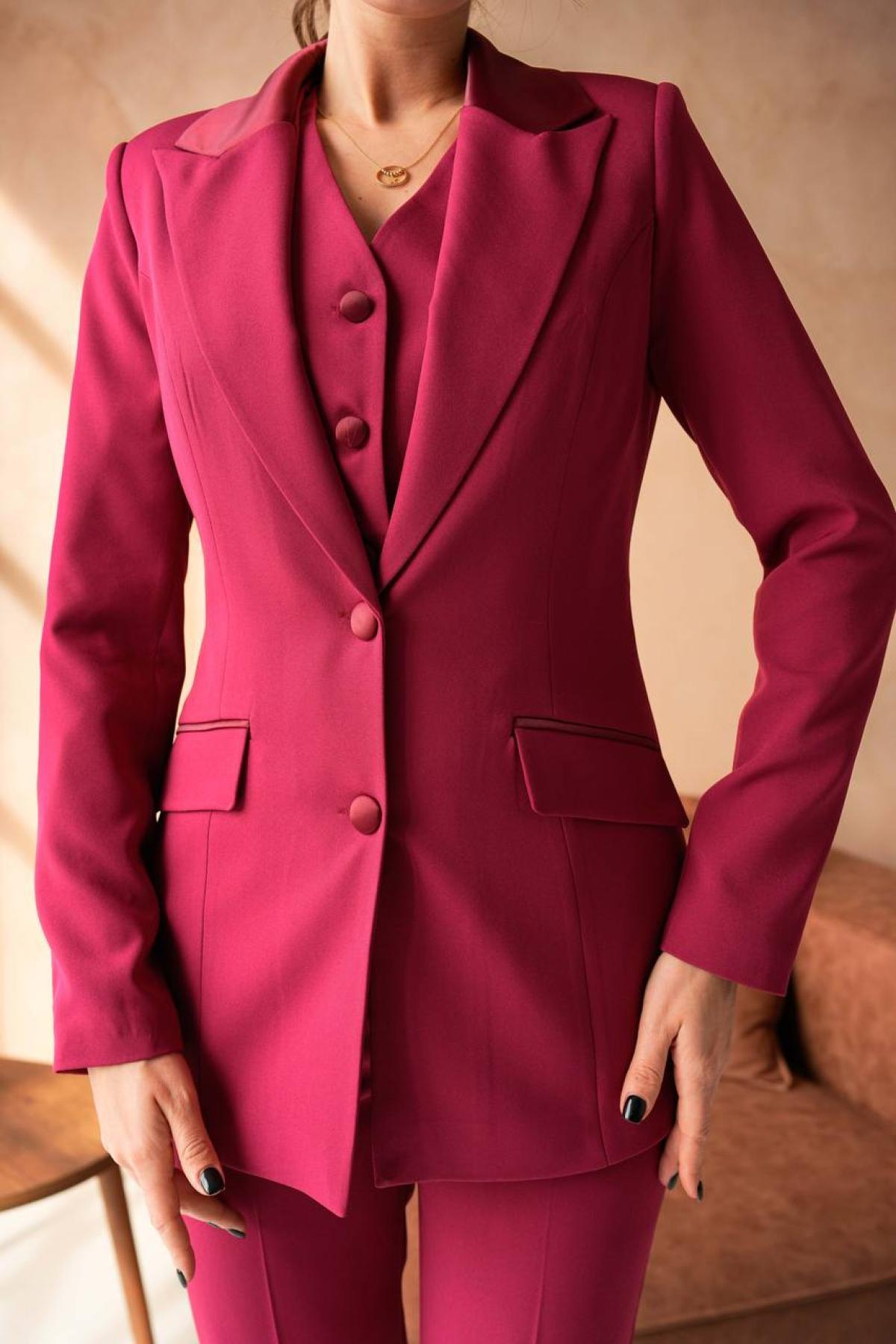 Wholesale Women Burgundy Three Piece Suit 733511