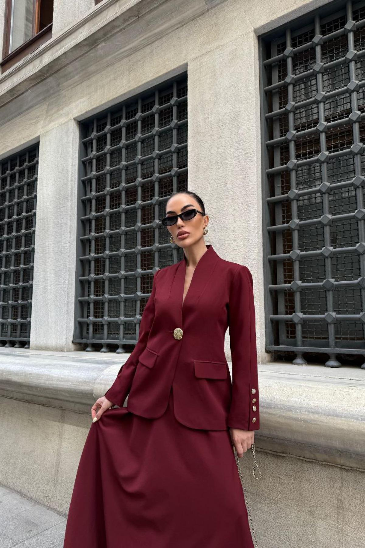 Wholesale Women Burgundy Two Piece Suit Blazer and Skirt Set 737324