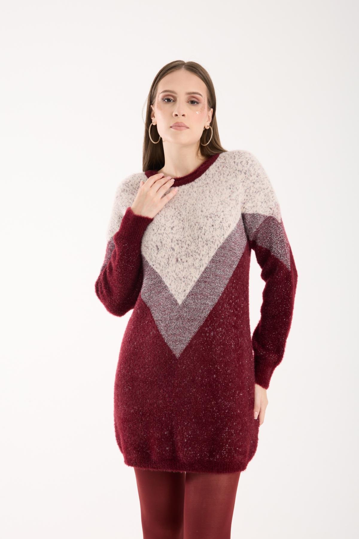 Wholesale Women Burgundy Two-Tone Crew-Neck Lurex Knit Blouse 738869