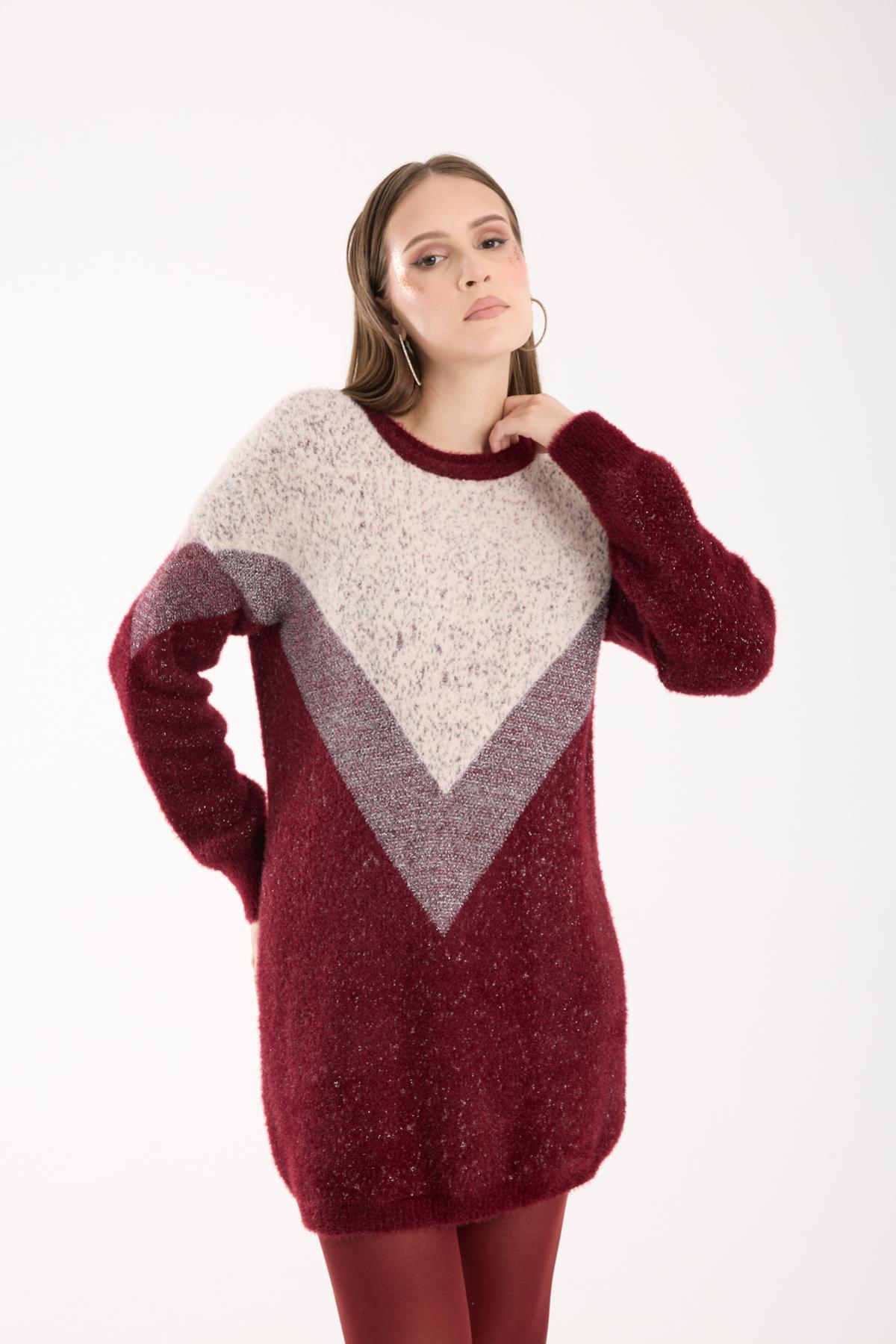 Wholesale Women Burgundy Two-Tone Crew-Neck Lurex Knit Blouse 738869