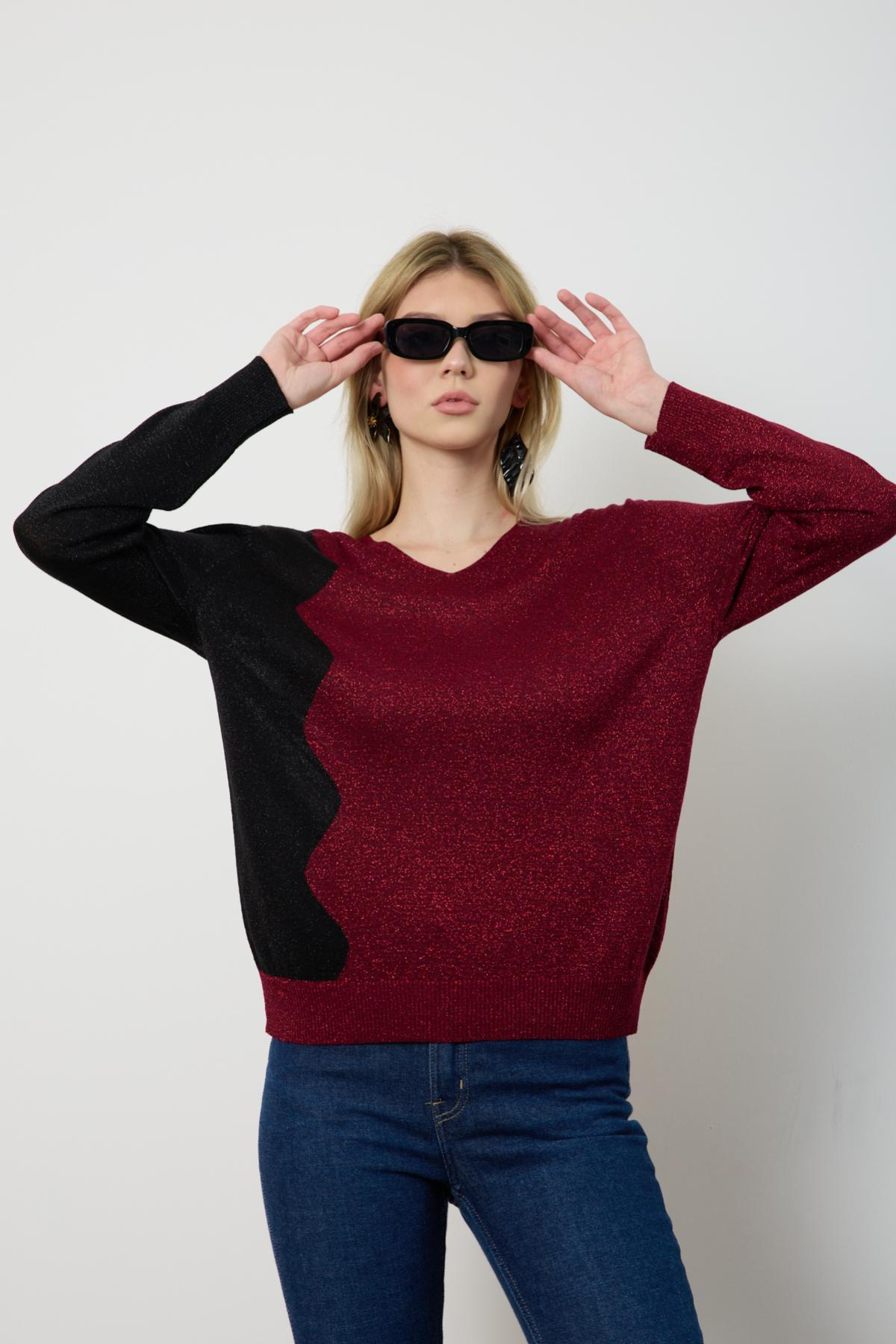 Wholesale Women Burgundy Two Tone Glittery V-Neck Knit Blouse 724835