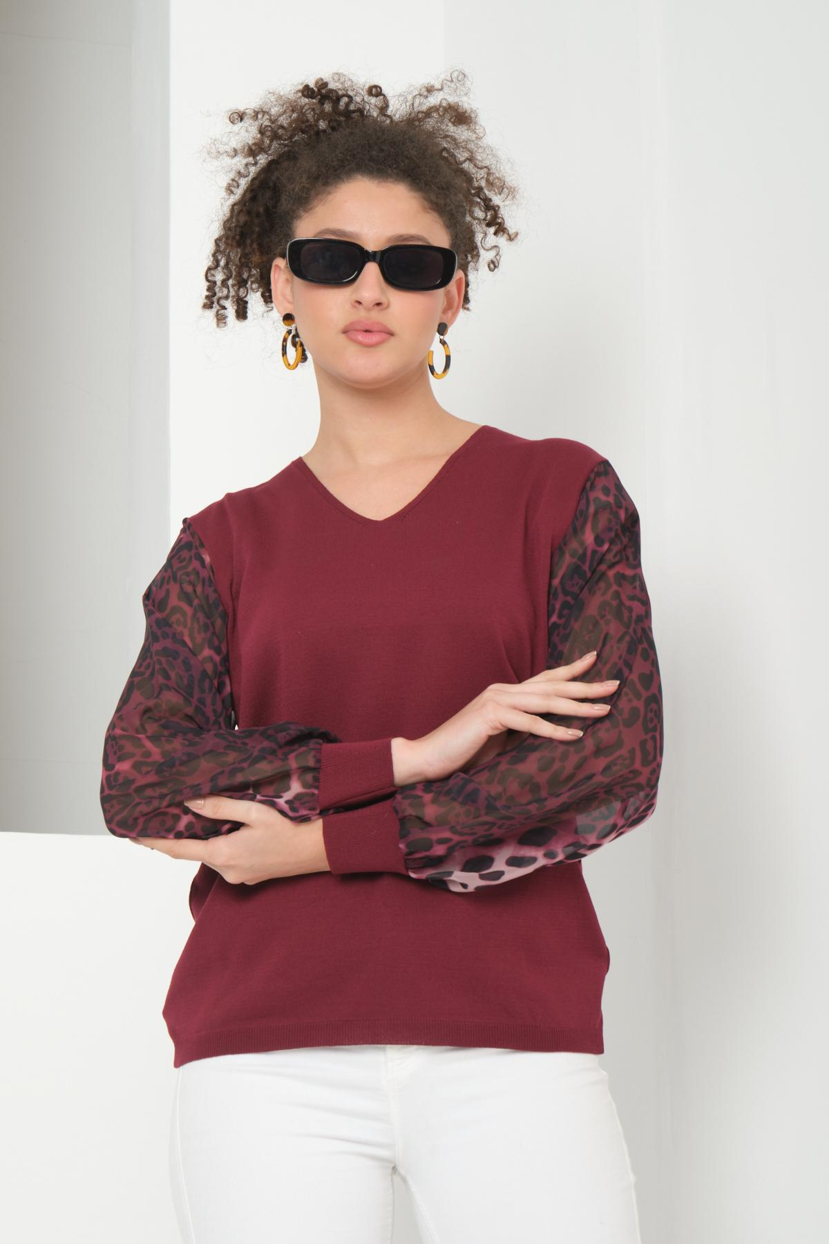 Wholesale Women Burgundy V Neck Knit Blouse with Chiffon Sleeves 724783