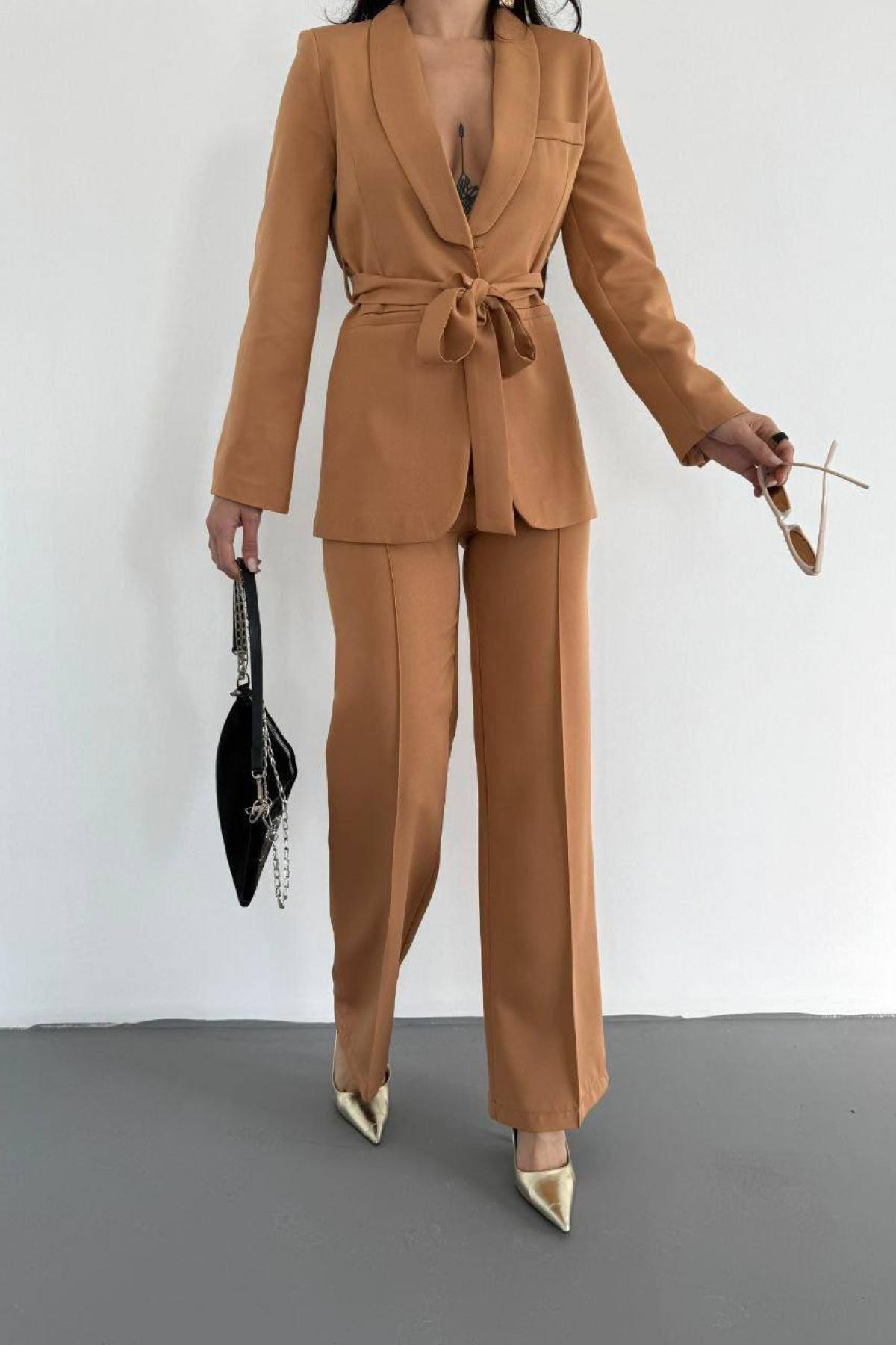 Wholesale Women Camel Two Piece Suit Blazer and Pants Set 728484