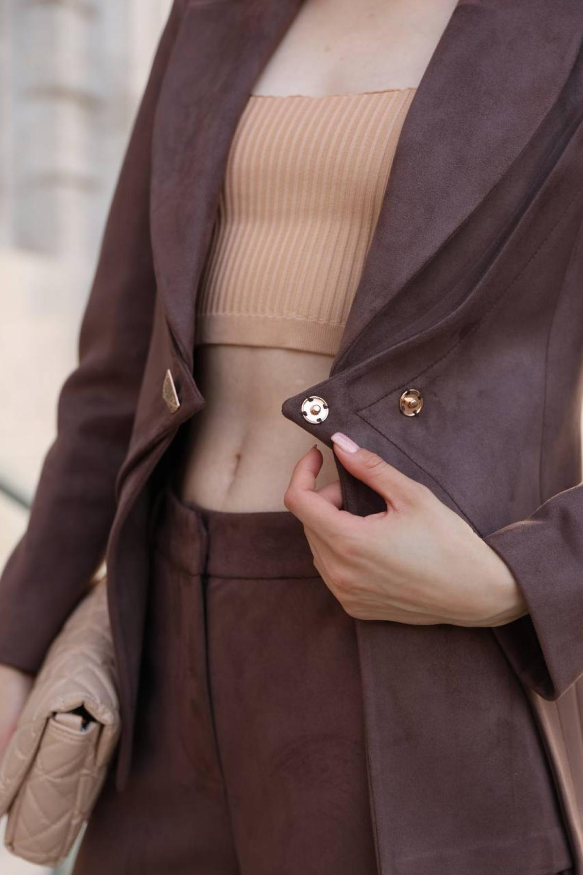 Wholesale Women Carmine Red Two Piece Suit Blazer and Pants Set 718285