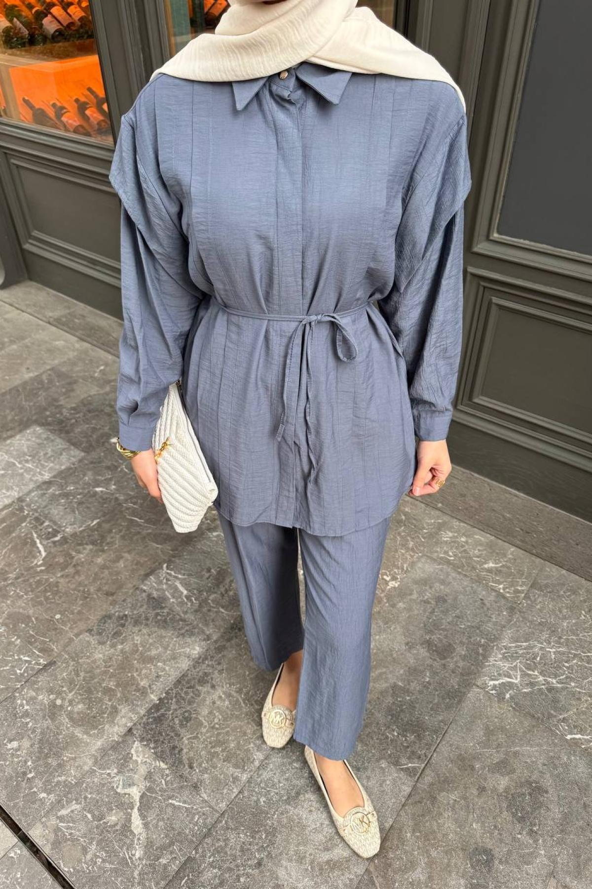 Wholesale Women Cool Gray Two Piece Suit Shirt and Pants Set 730910