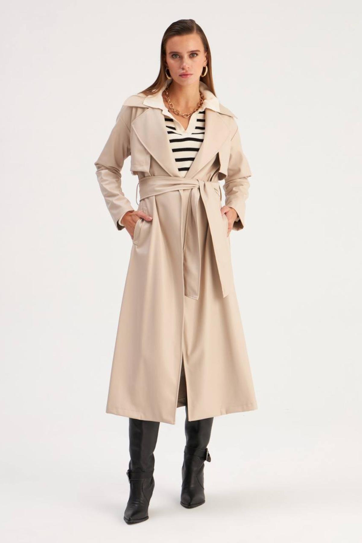Wholesale Women Cream Trench Coat 706911